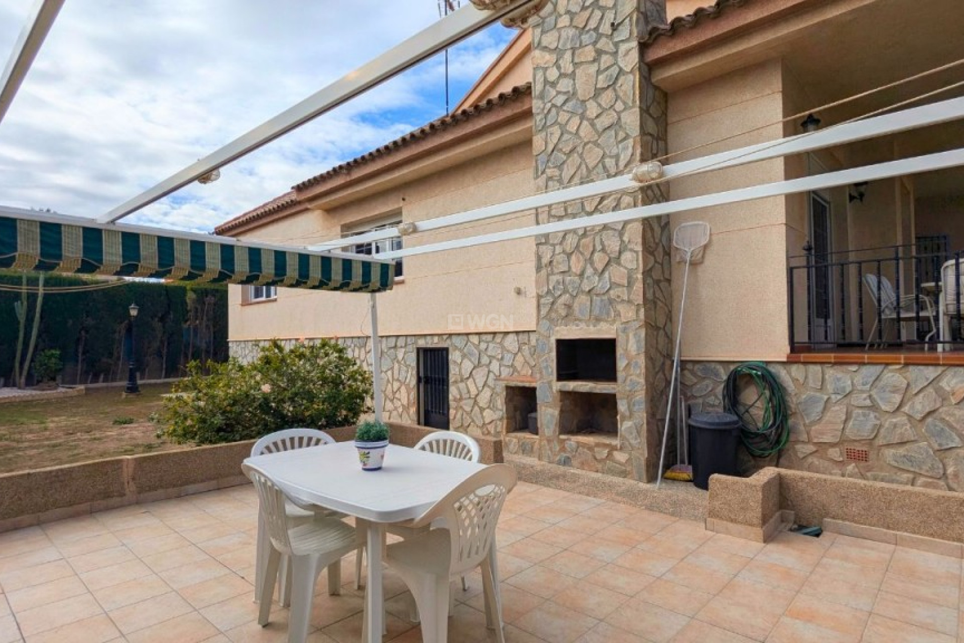 Resale - Villa - Mil Palmeras - Costa Blanca