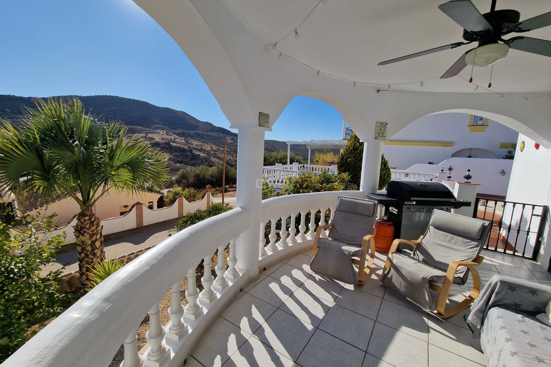 Resale - Villa - Mondrón - Inland