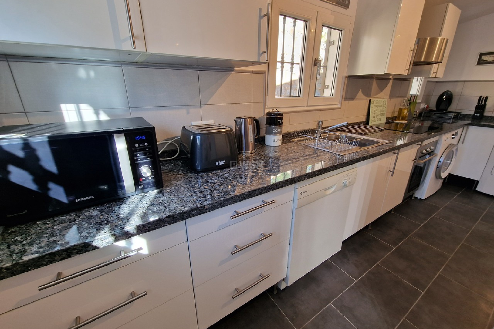 Resale - Villa - Mondrón - Inland