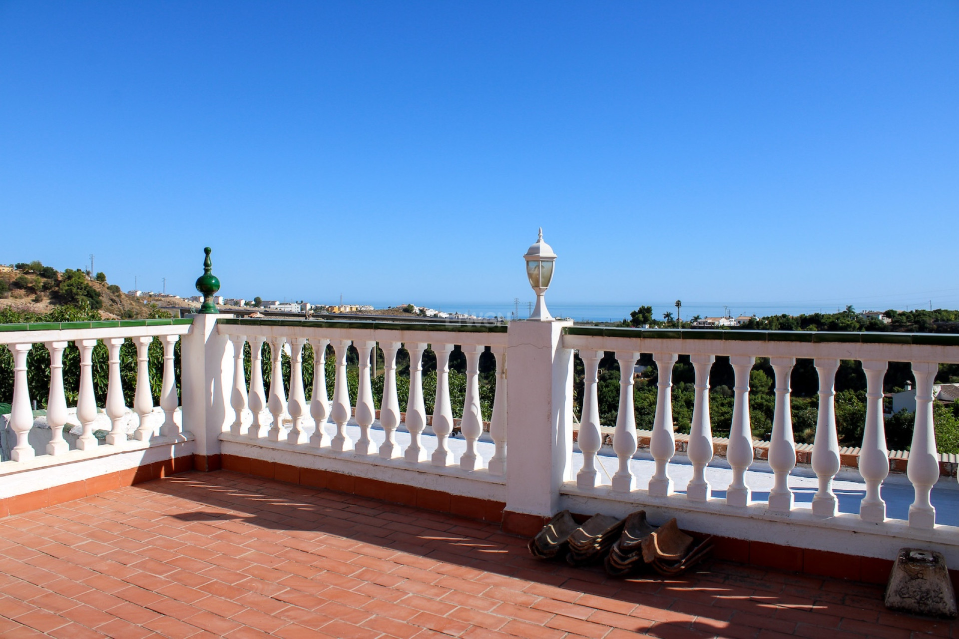 Resale - Villa - Nerja - Costa del Sol