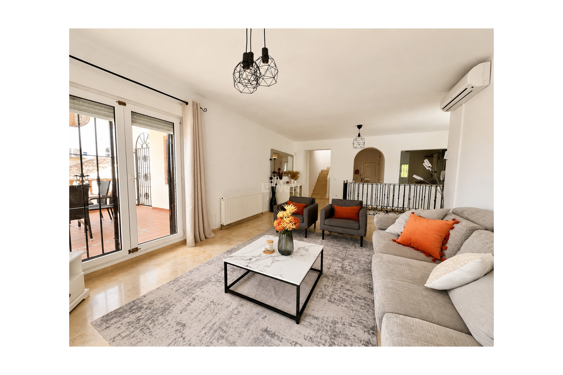 Resale - Villa - Orihuela Costa - Costa Blanca