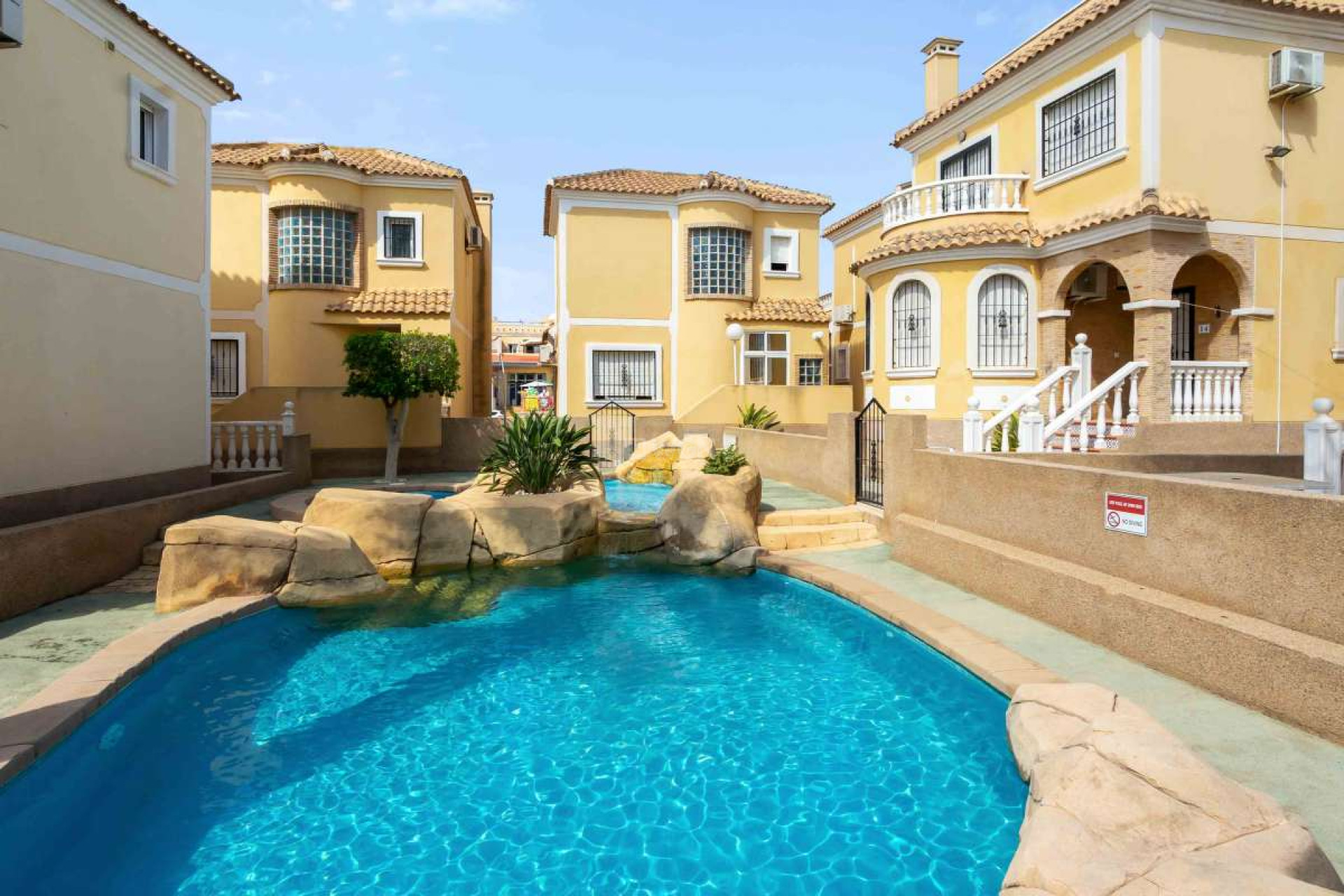 Resale - Villa - Orihuela Costa - Costa Blanca