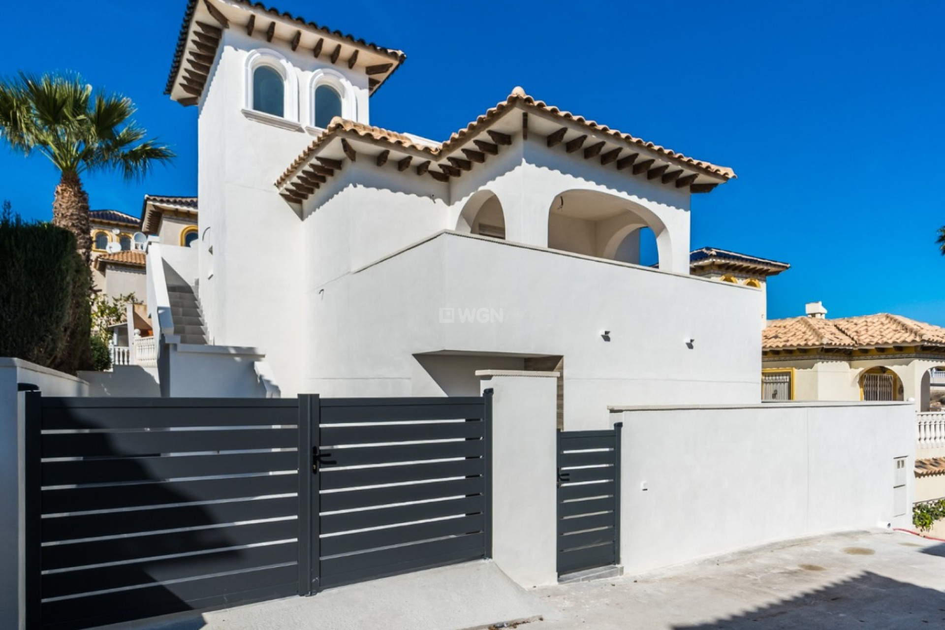 Resale - Villa - Orihuela Costa - Costa Blanca