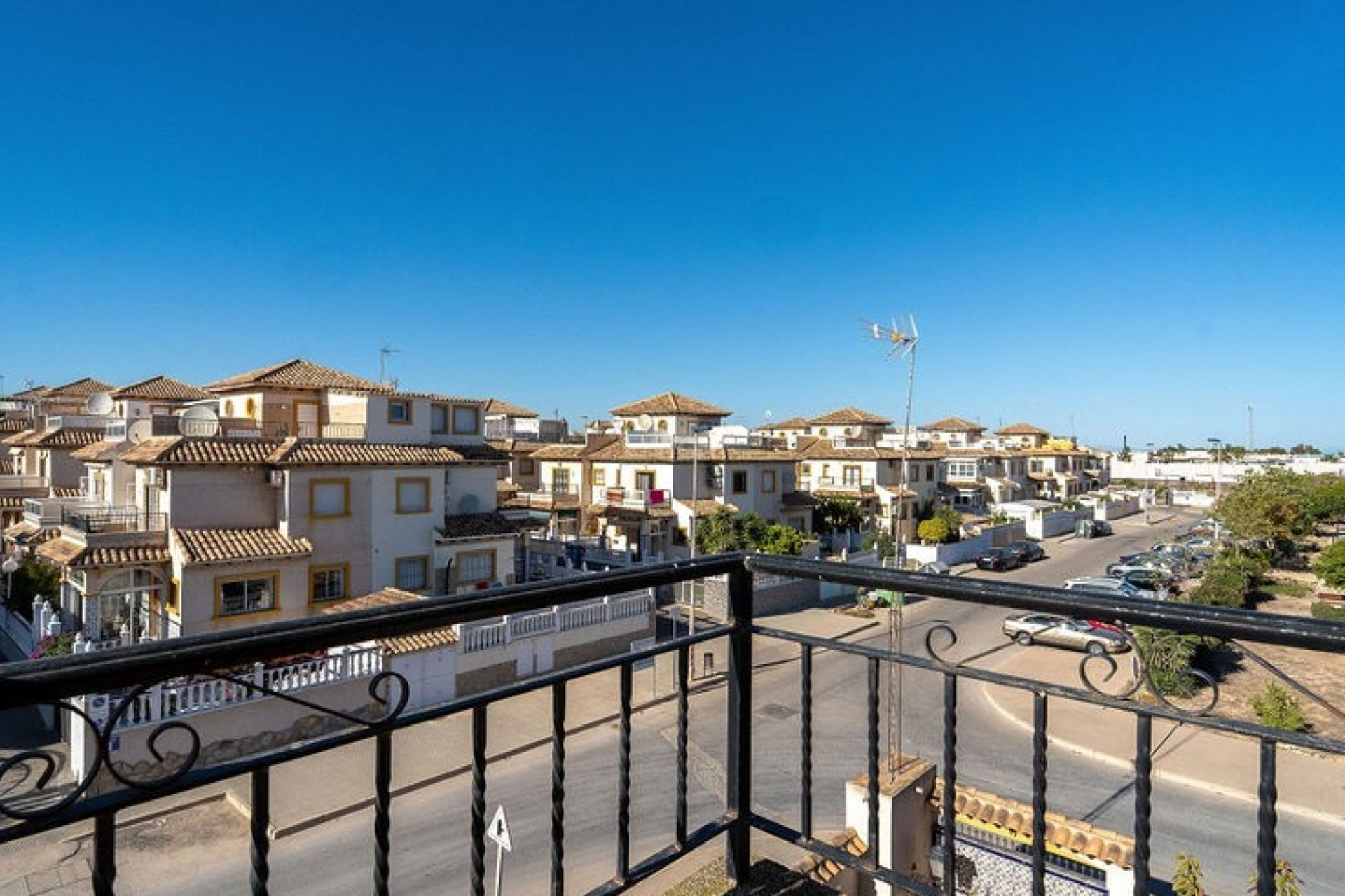 Resale - Villa - Orihuela Costa - Costa Blanca