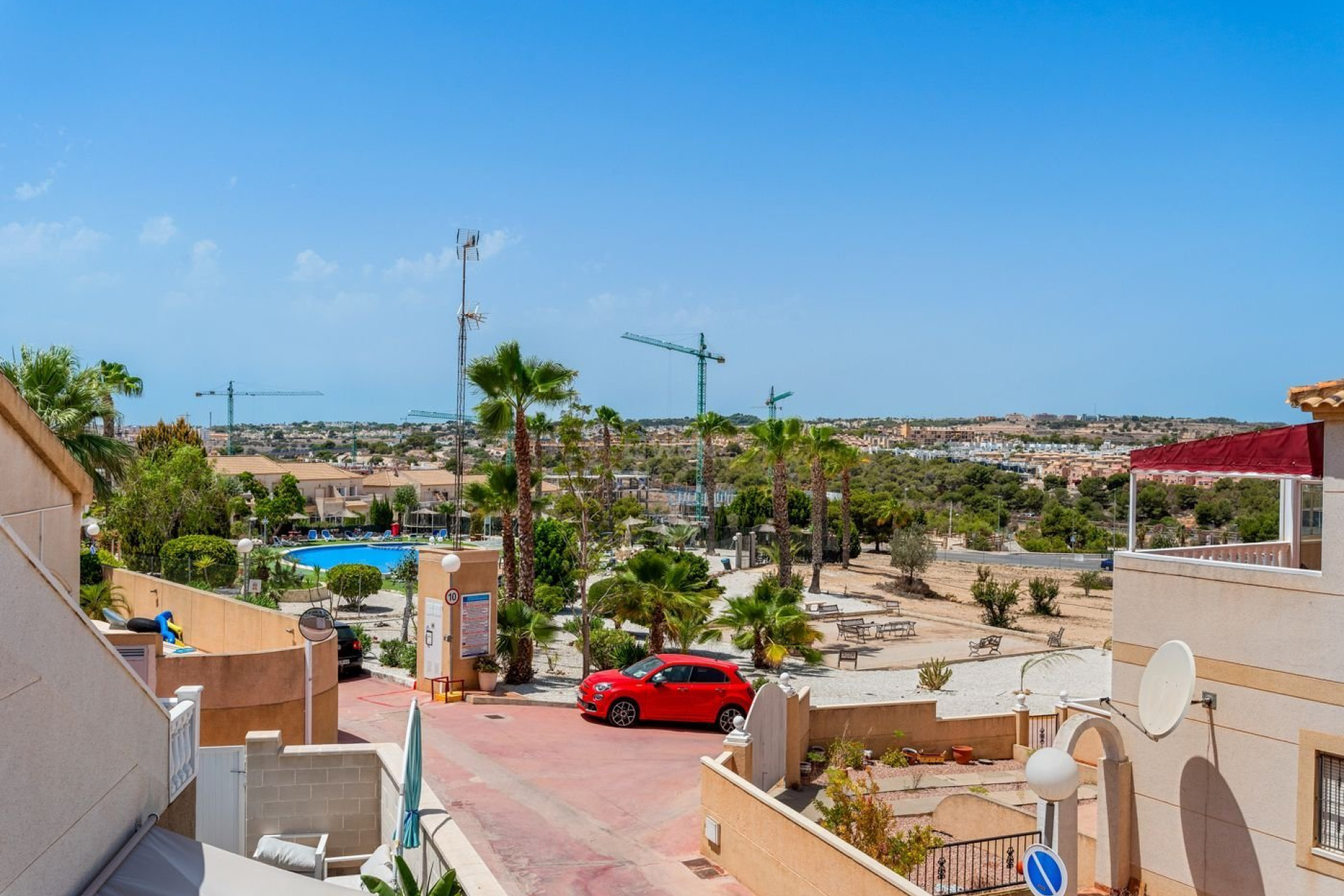 Resale - Villa - Orihuela Costa - Costa Blanca