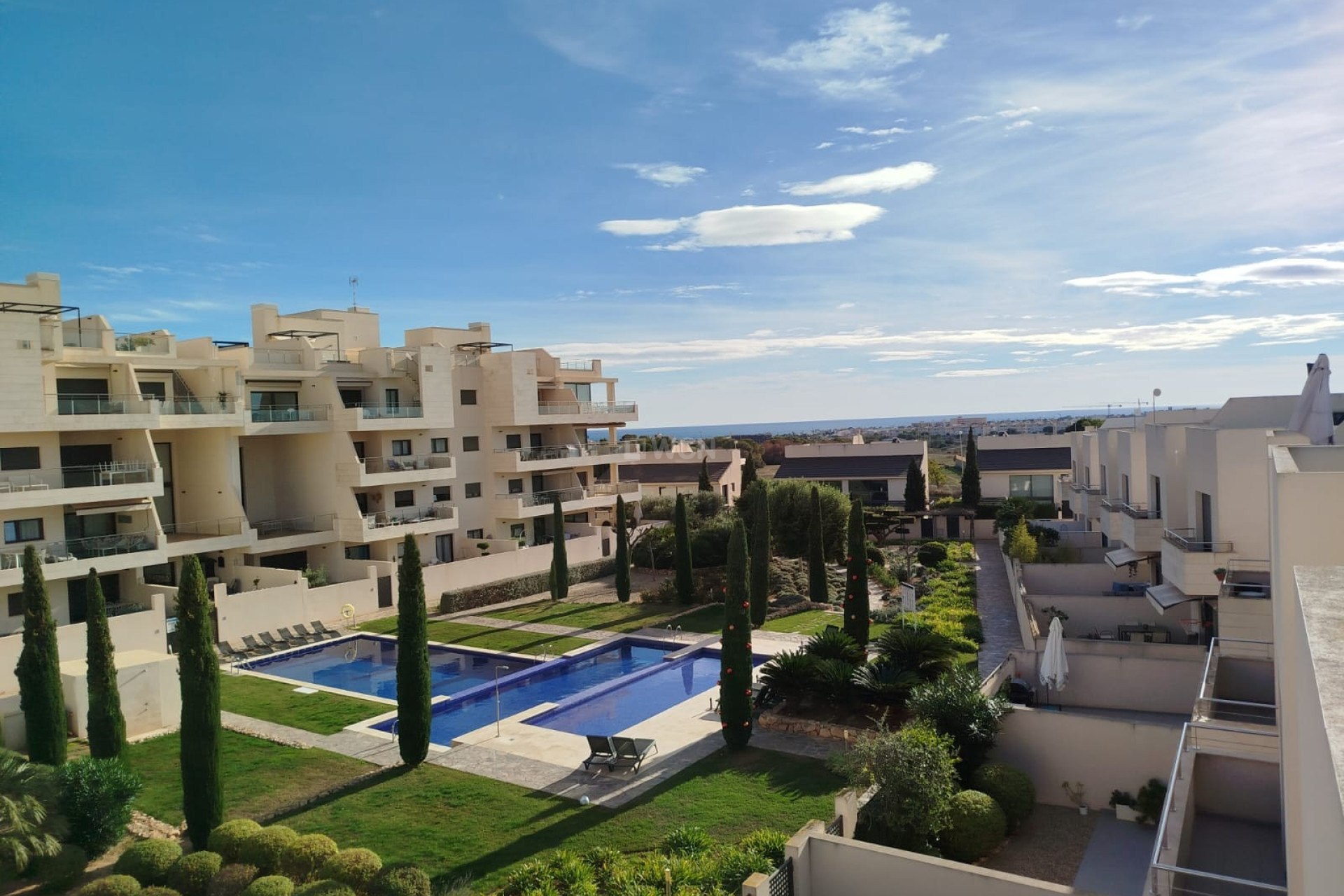 Resale - Villa - Orihuela Costa - Costa Blanca