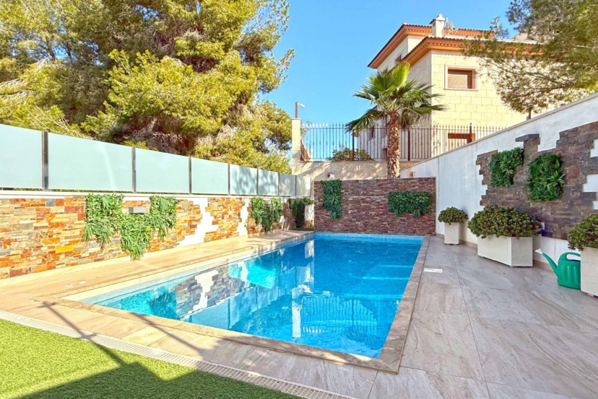 Resale - Villa - Orihuela Costa - Costa Blanca