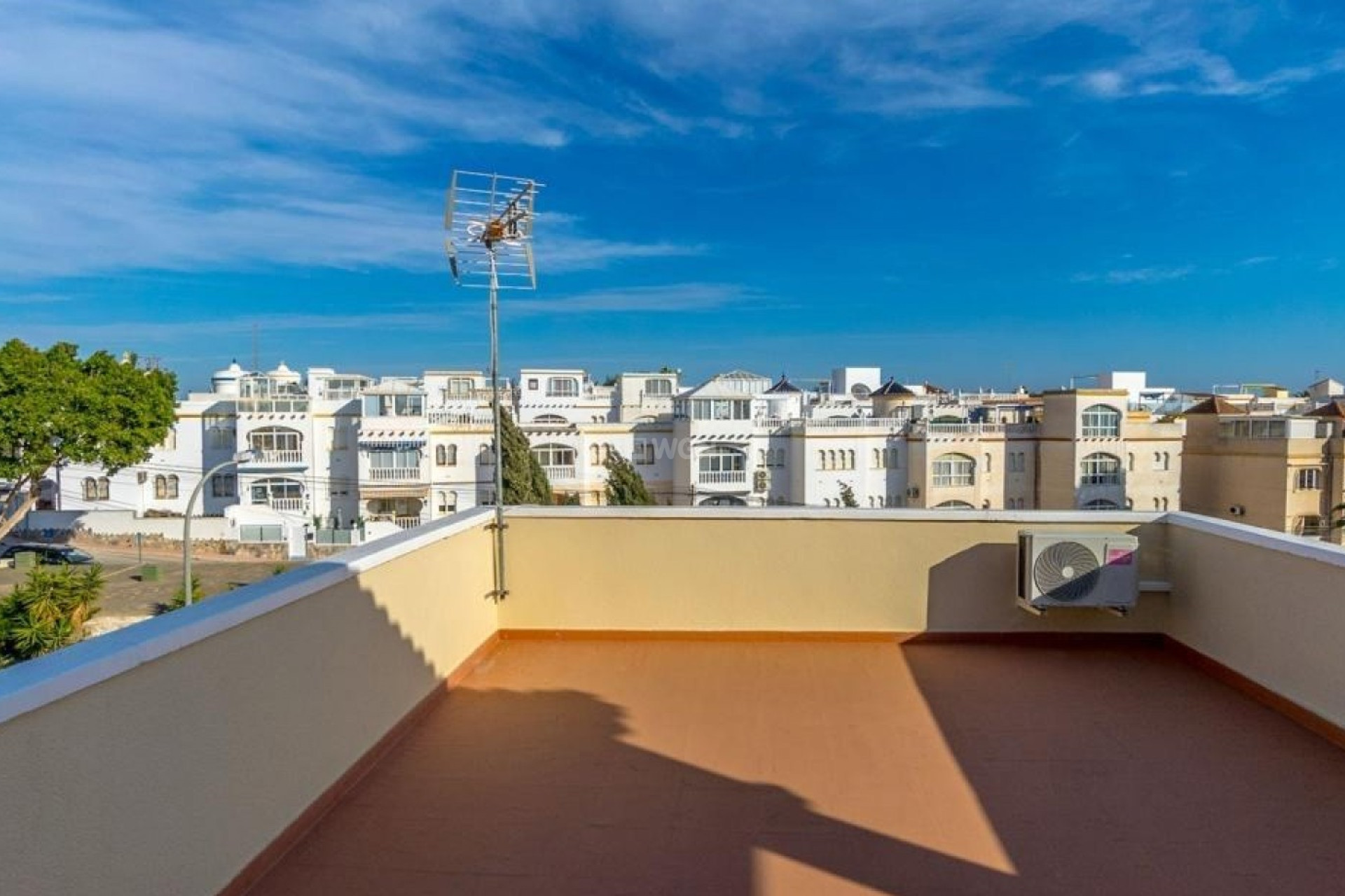Resale - Villa - Orihuela Costa - Costa Blanca