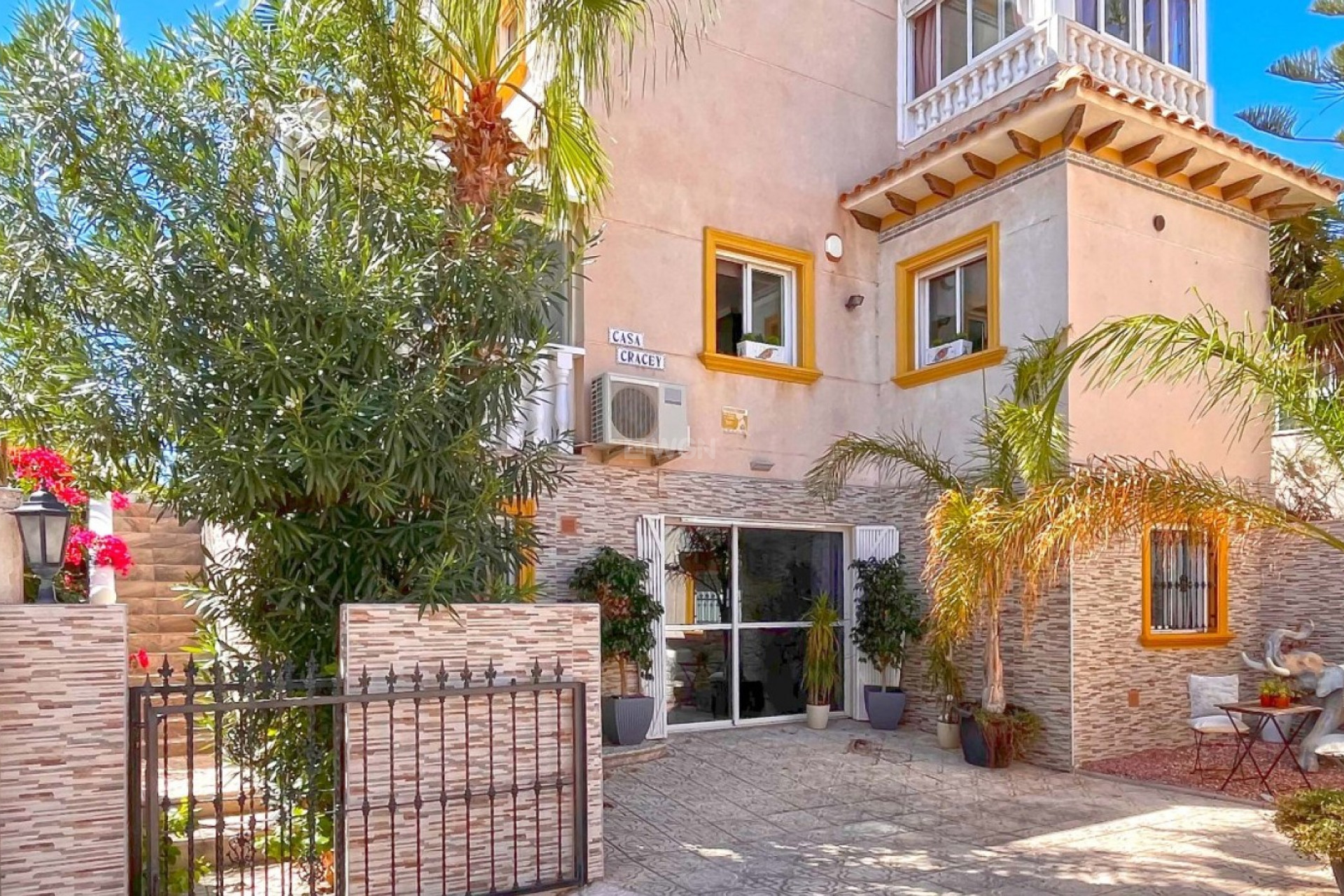 Resale - Villa - Orihuela Costa - Costa Blanca
