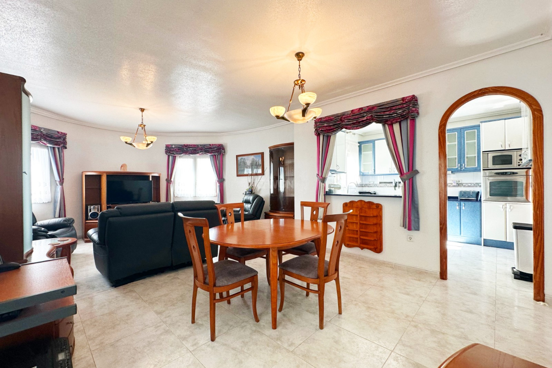 Resale - Villa - Orihuela Costa - Costa Blanca