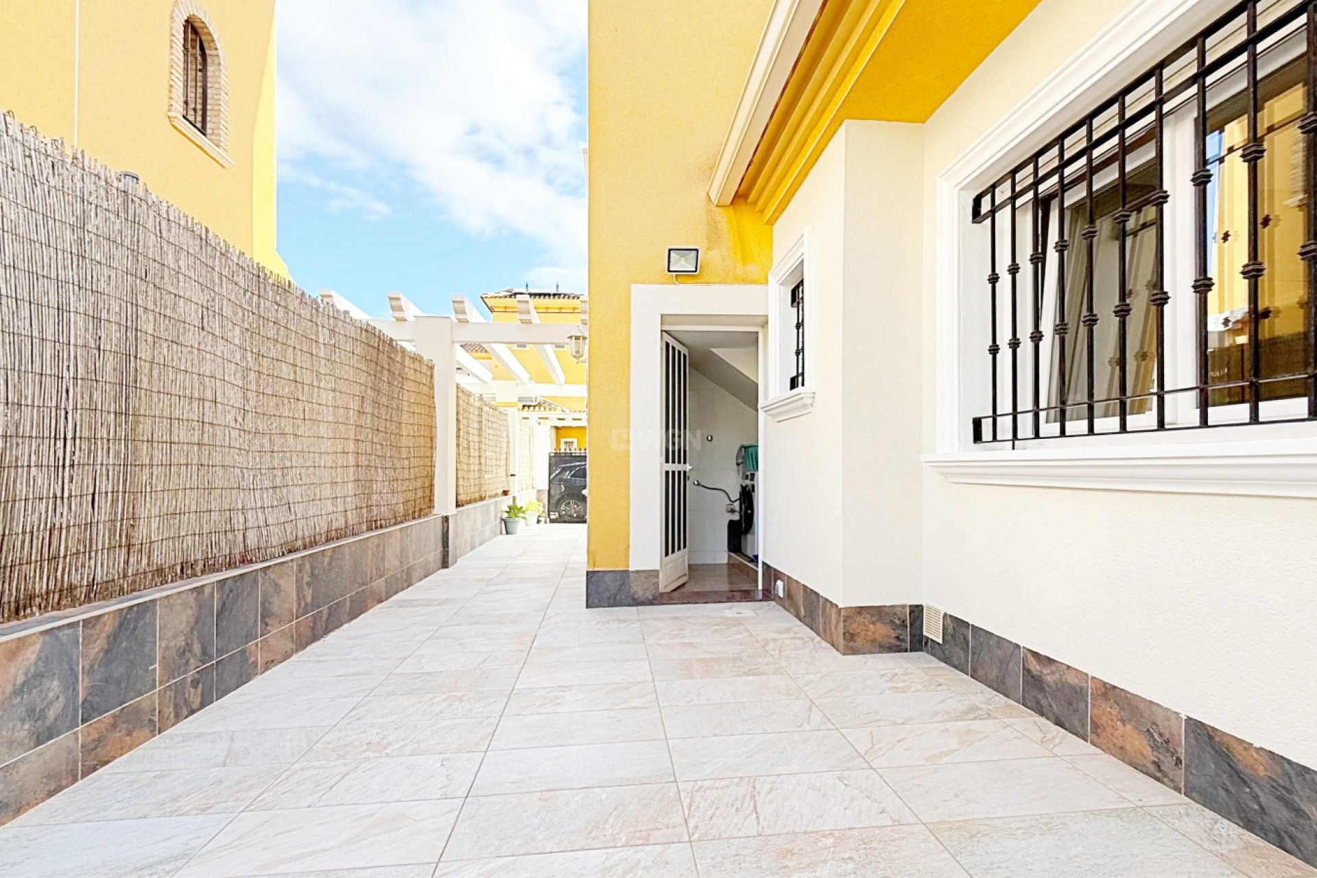 Resale - Villa - Orihuela Costa - Costa Blanca