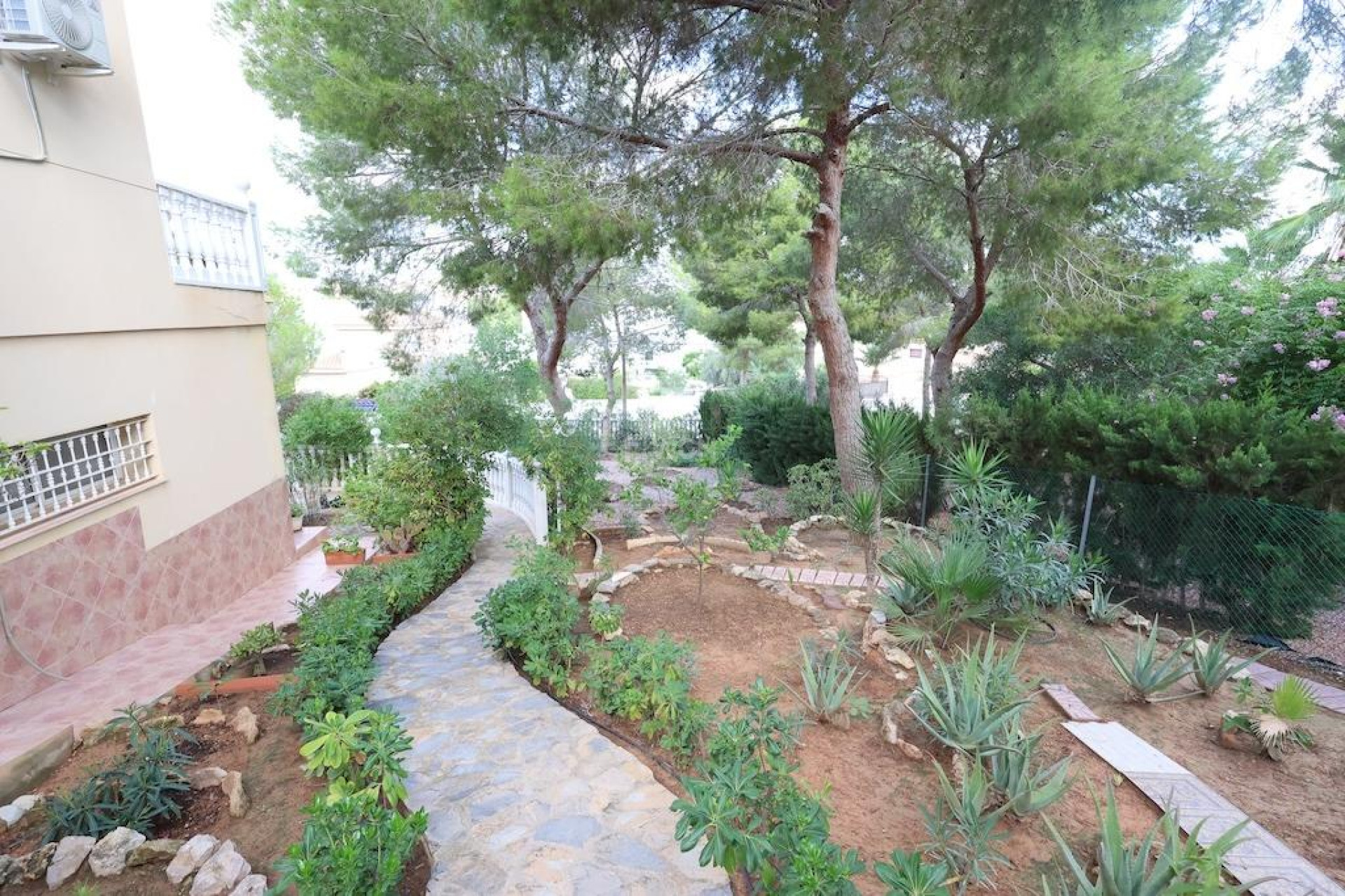 Resale - Villa - Orihuela Costa - Costa Blanca
