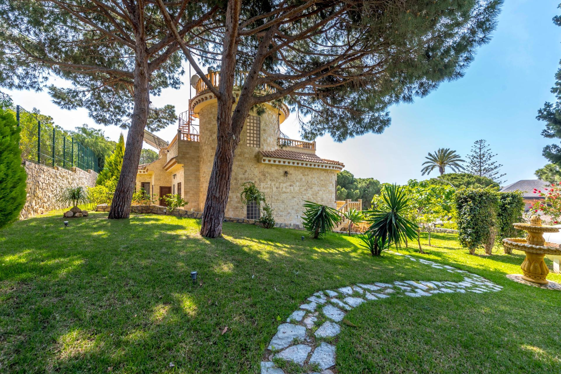 Resale - Villa - Orihuela Costa - Costa Blanca