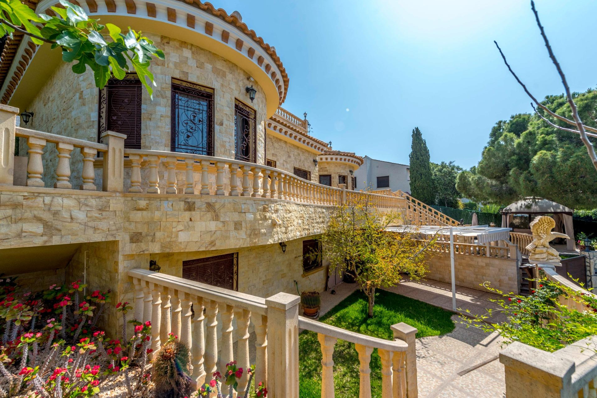 Resale - Villa - Orihuela Costa - Costa Blanca