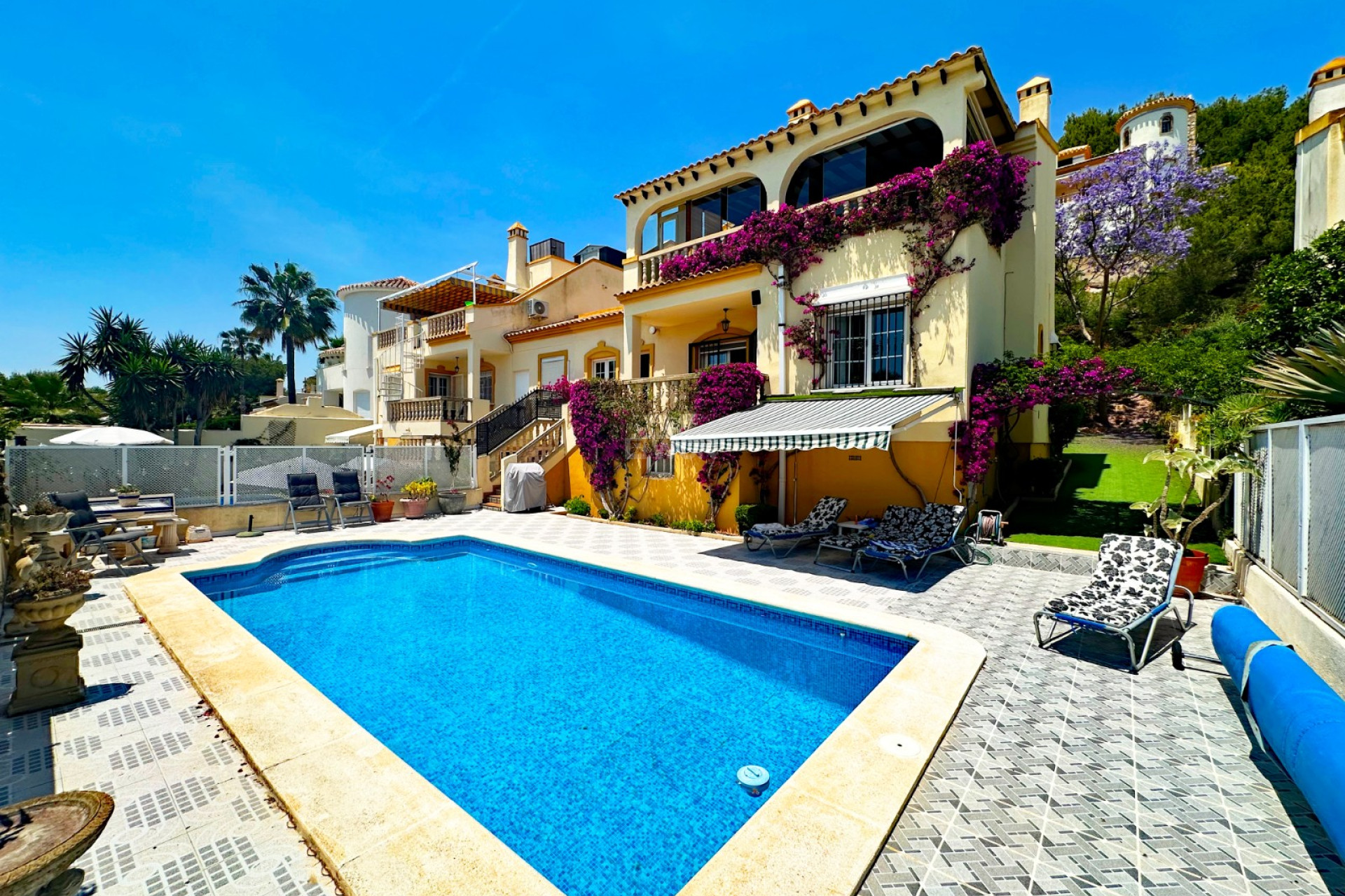 Resale - Villa - Orihuela Costa - Costa Blanca