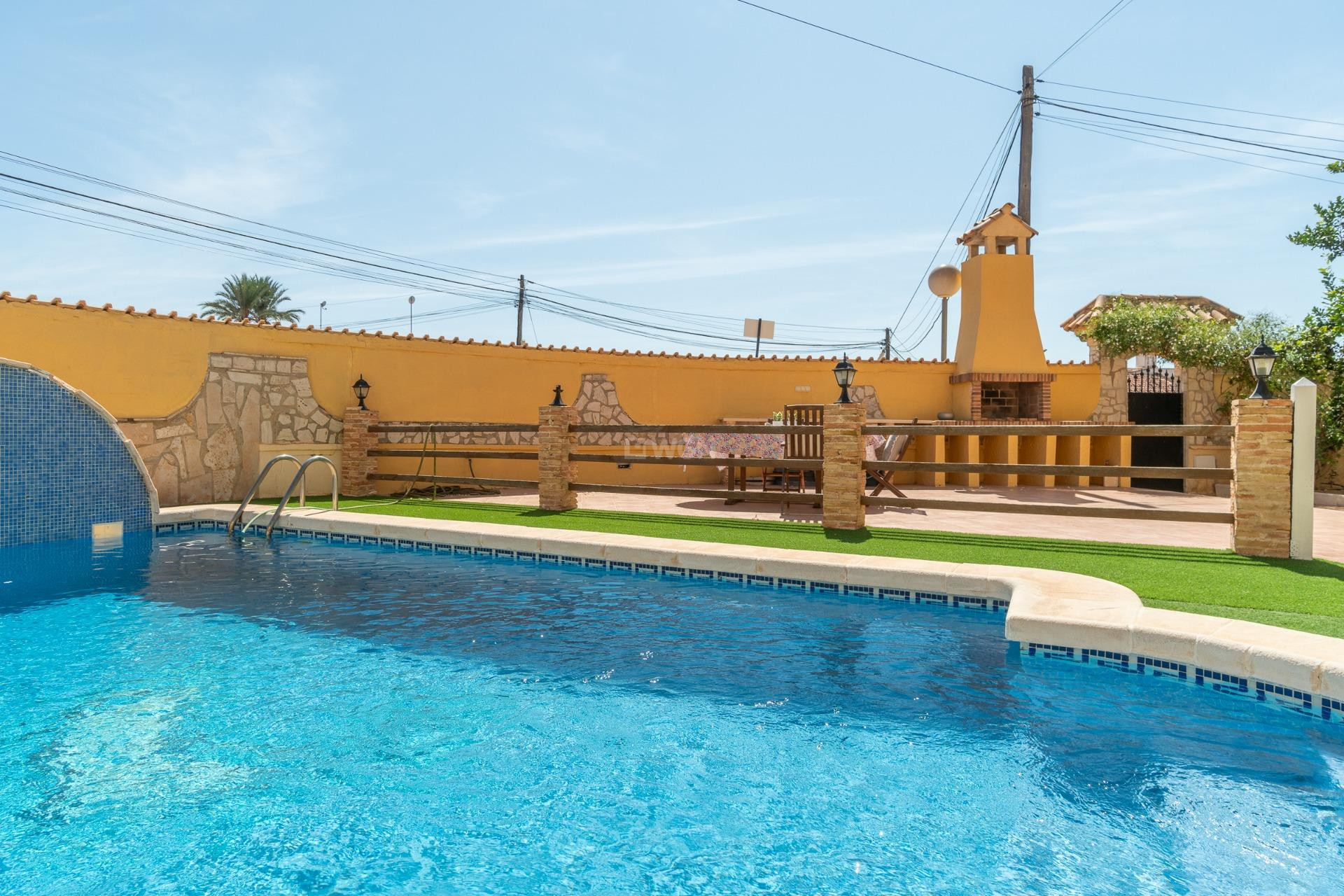 Resale - Villa - Orihuela Costa - La Florida