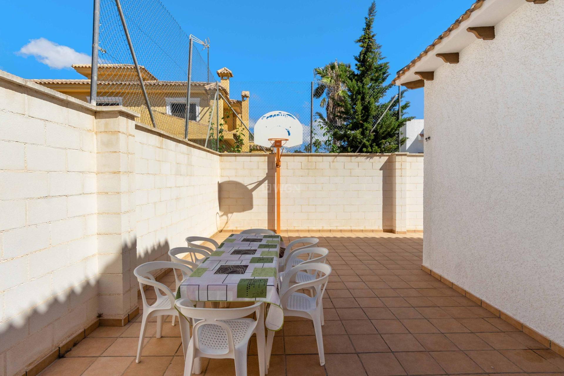 Resale - Villa - Orihuela Costa - La Zenia