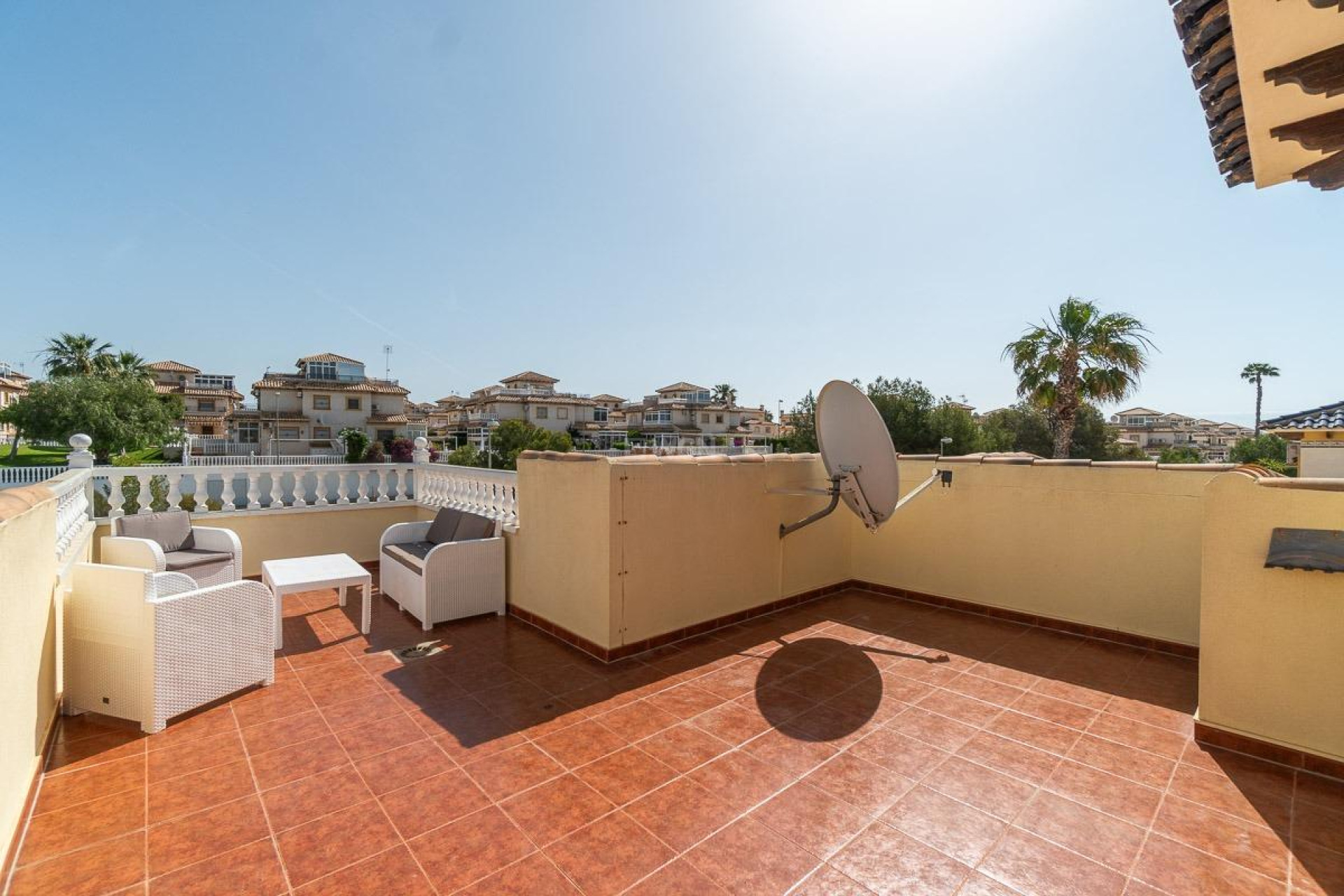 Resale - Villa - Orihuela Costa - La Zenia