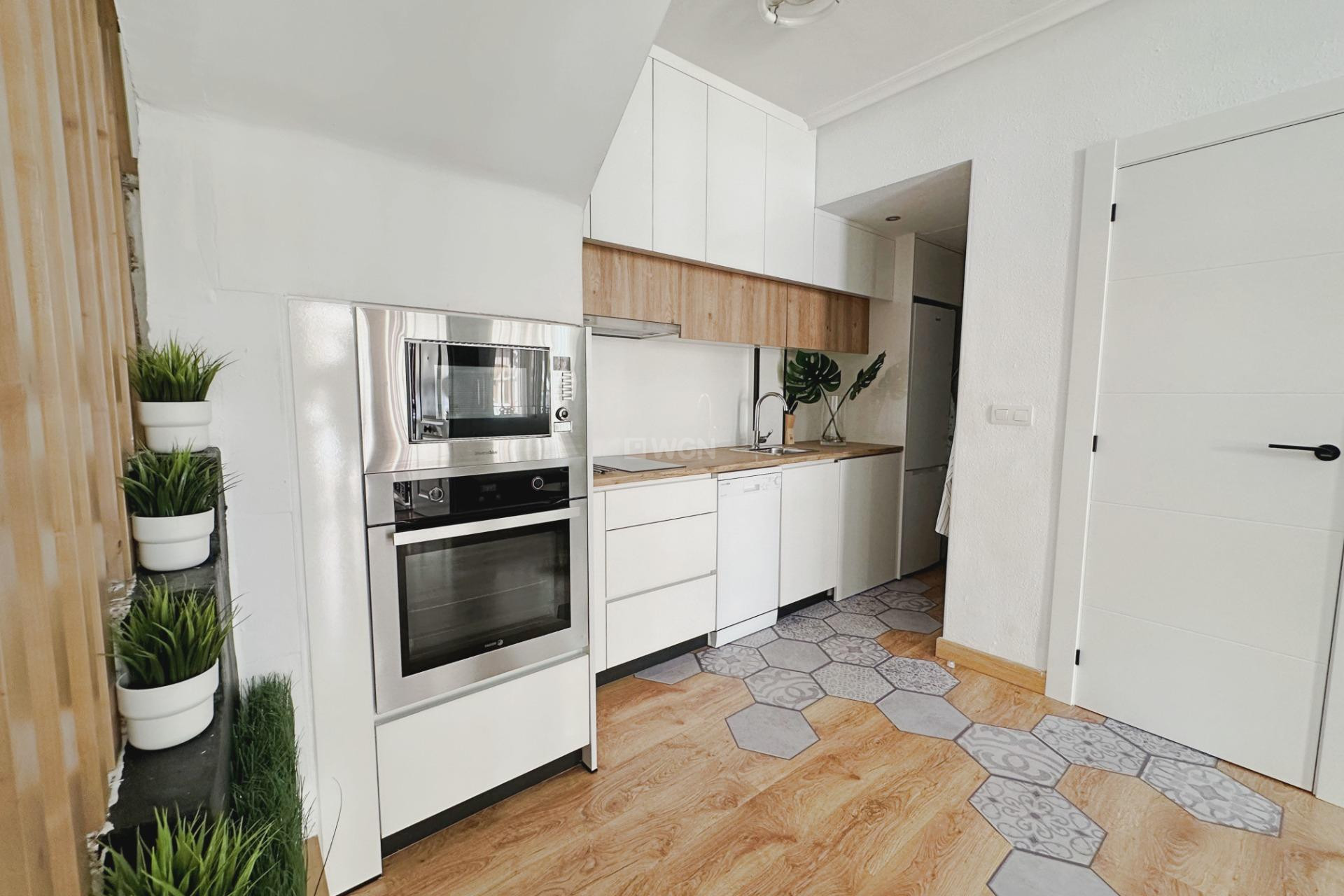 Resale - Villa - Orihuela Costa - La Zenia