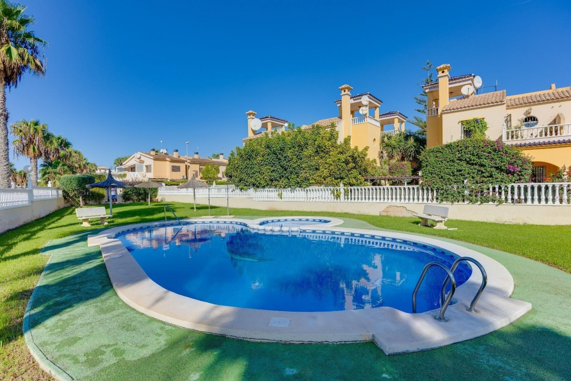 Resale - Villa - Orihuela Costa - Lomas de Cabo Roig