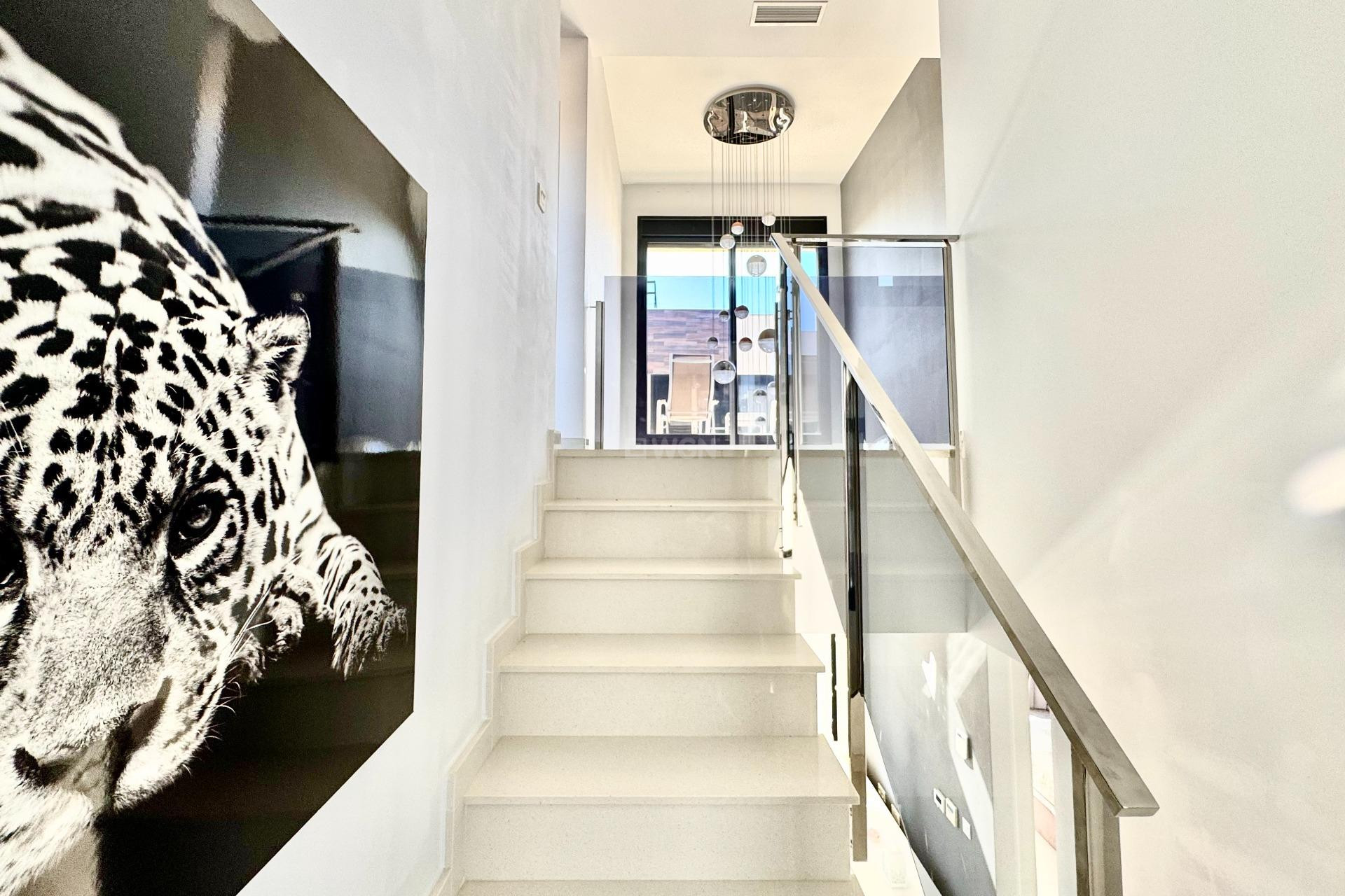 Resale - Villa - Orihuela Costa - Lomas de Cabo Roig