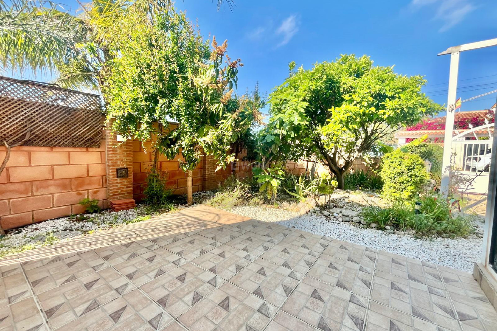 Resale - Villa - Orihuela Costa - Los Almendros-la Florida