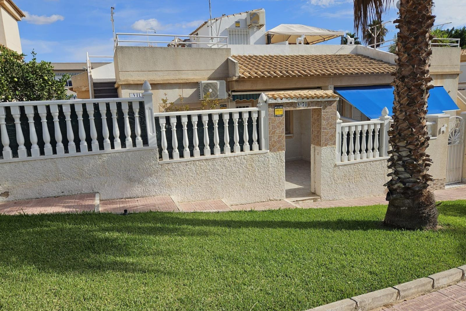 Resale - Villa - Orihuela Costa - Los Altos