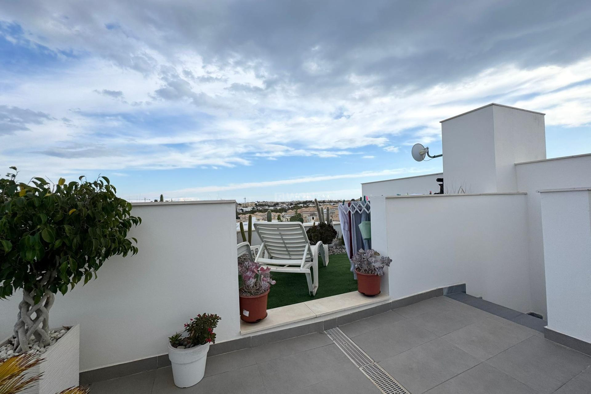 Resale - Villa - Orihuela Costa - PAU 26