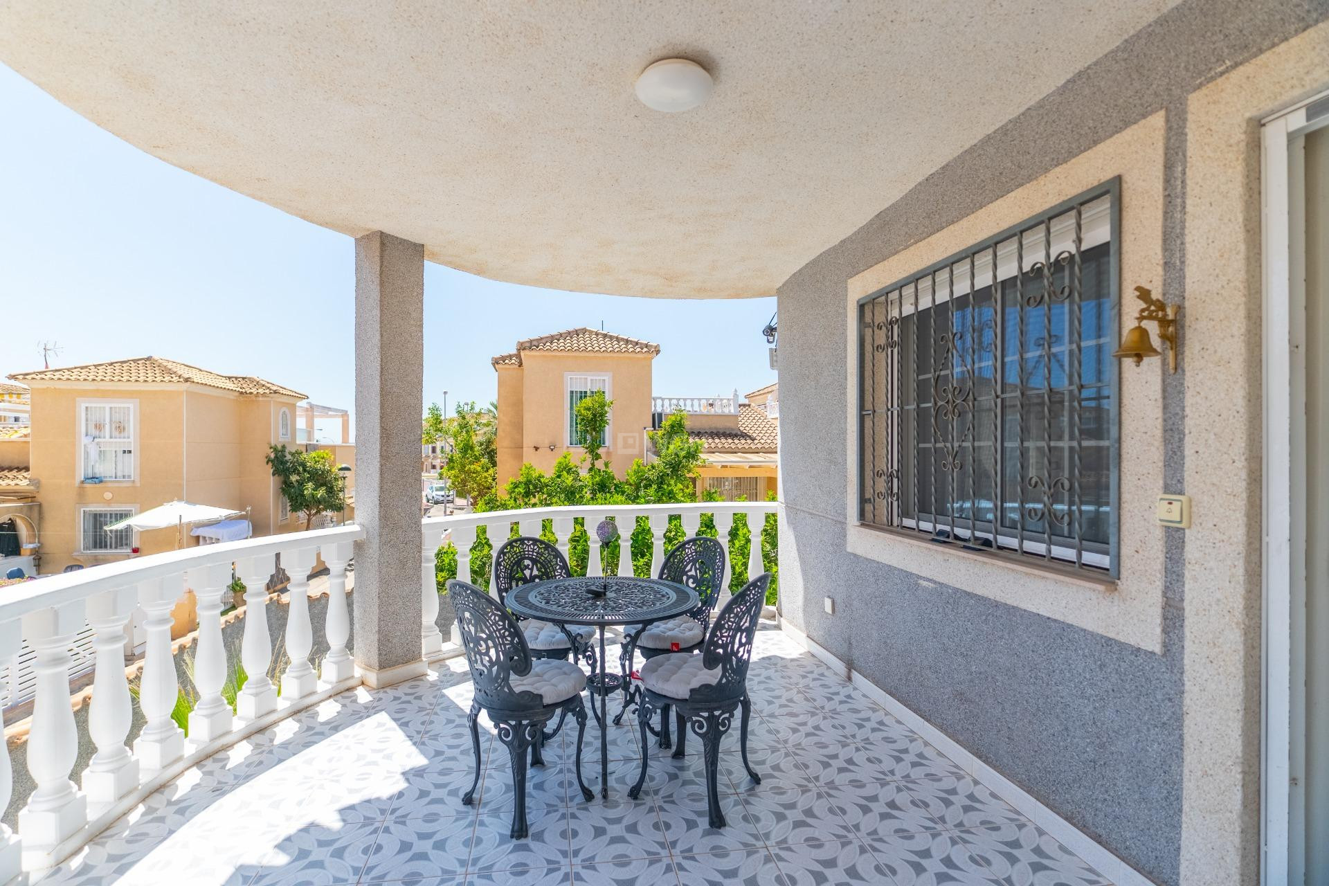 Resale - Villa - Orihuela Costa - Playa Flamenca Norte