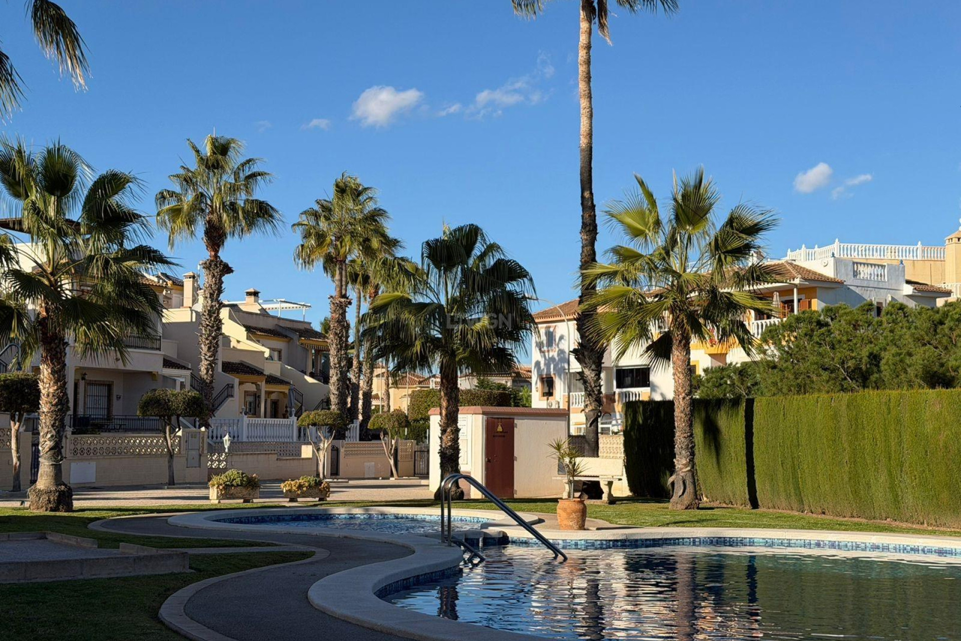 Resale - Villa - Orihuela Costa - Playa Flamenca