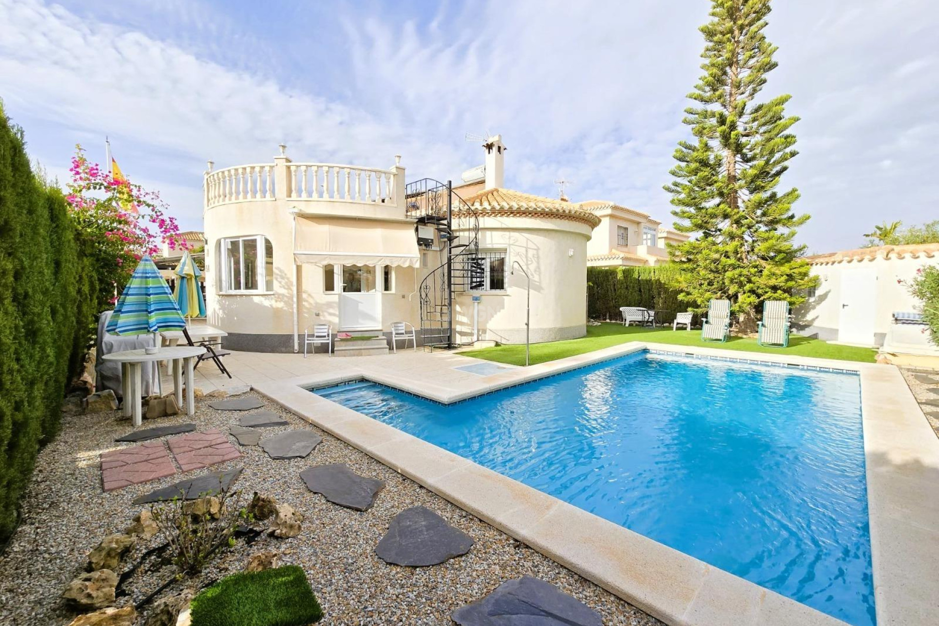 Resale - Villa - Orihuela Costa - Playa Flamenca