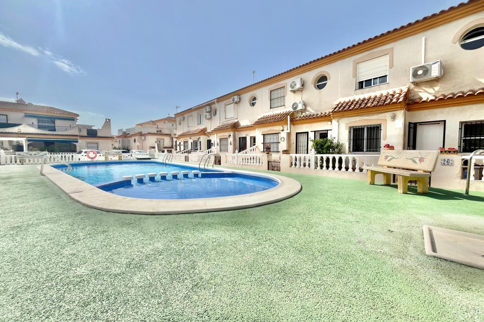 Resale - Villa - Orihuela Costa - Playa Flamenca