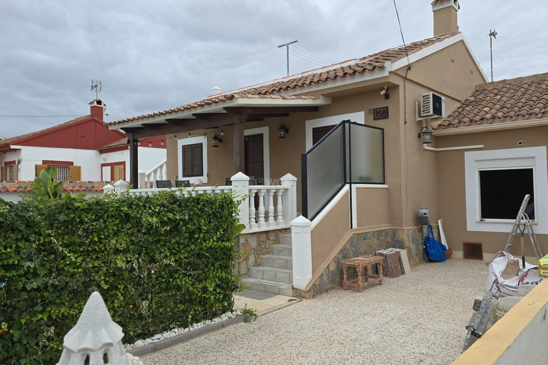 Resale - Villa - Orihuela Costa - Punta Prima