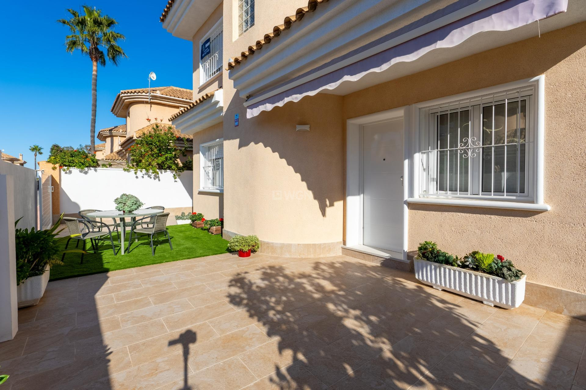 Resale - Villa - Orihuela Costa - Punta Prima