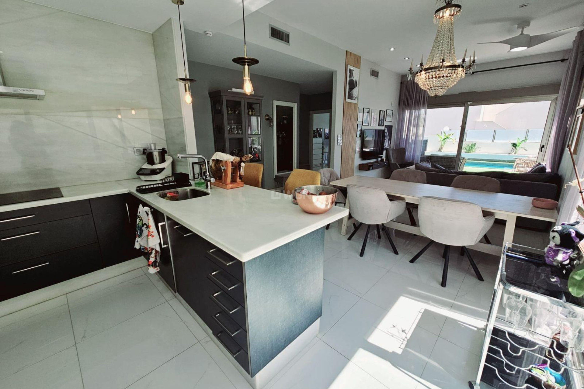 Resale - Villa - Orihuela Costa - Villamartín-las Filipinas