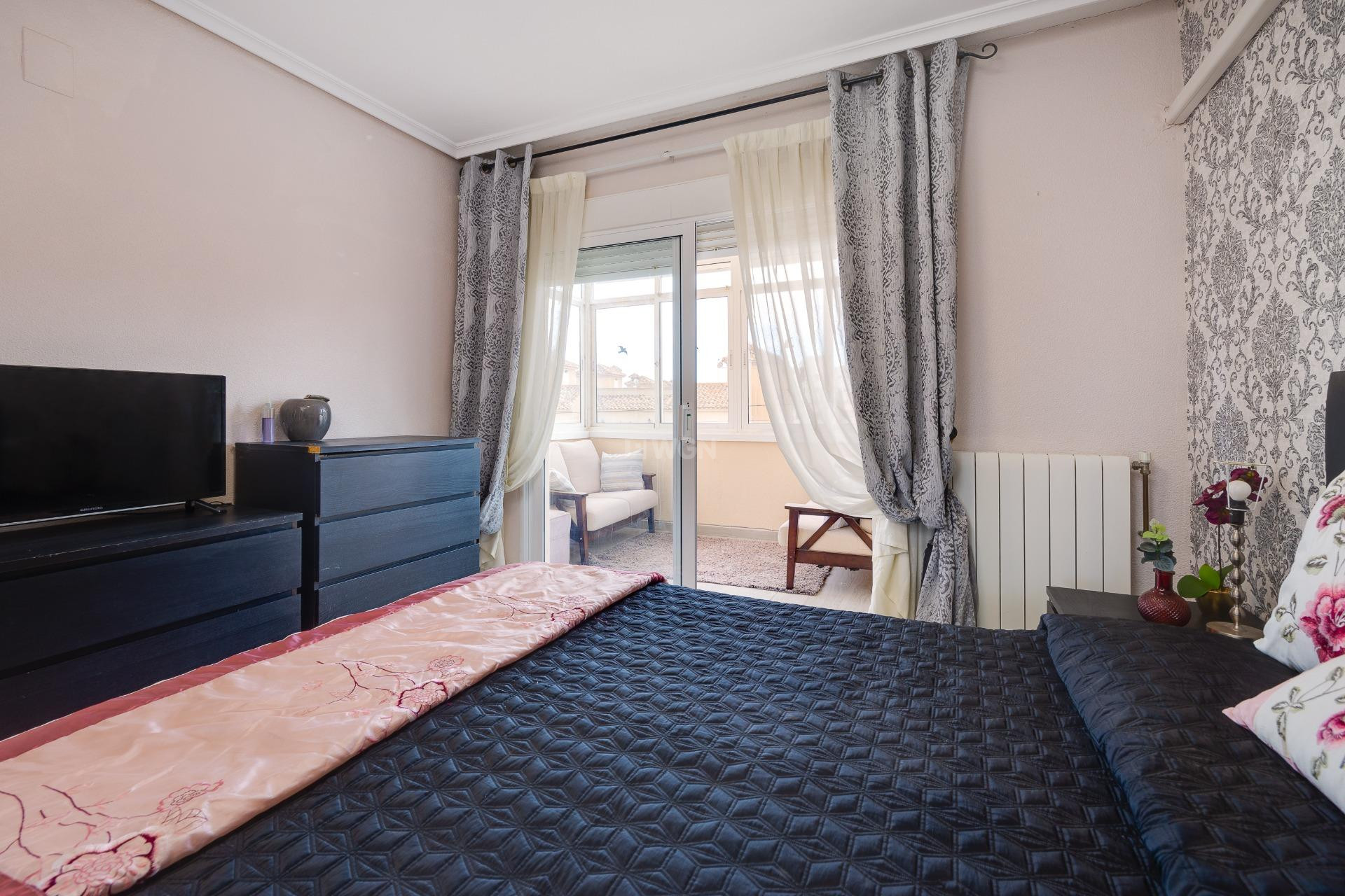 Resale - Villa - Orihuela Costa - Villamartín-las Filipinas