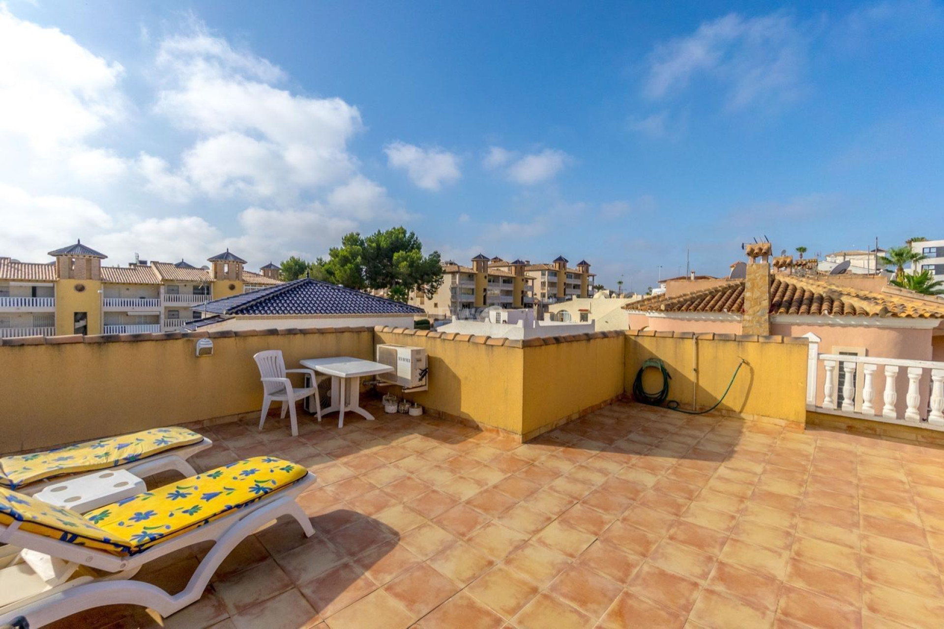 Resale - Villa - Orihuela Costa - Villamartín