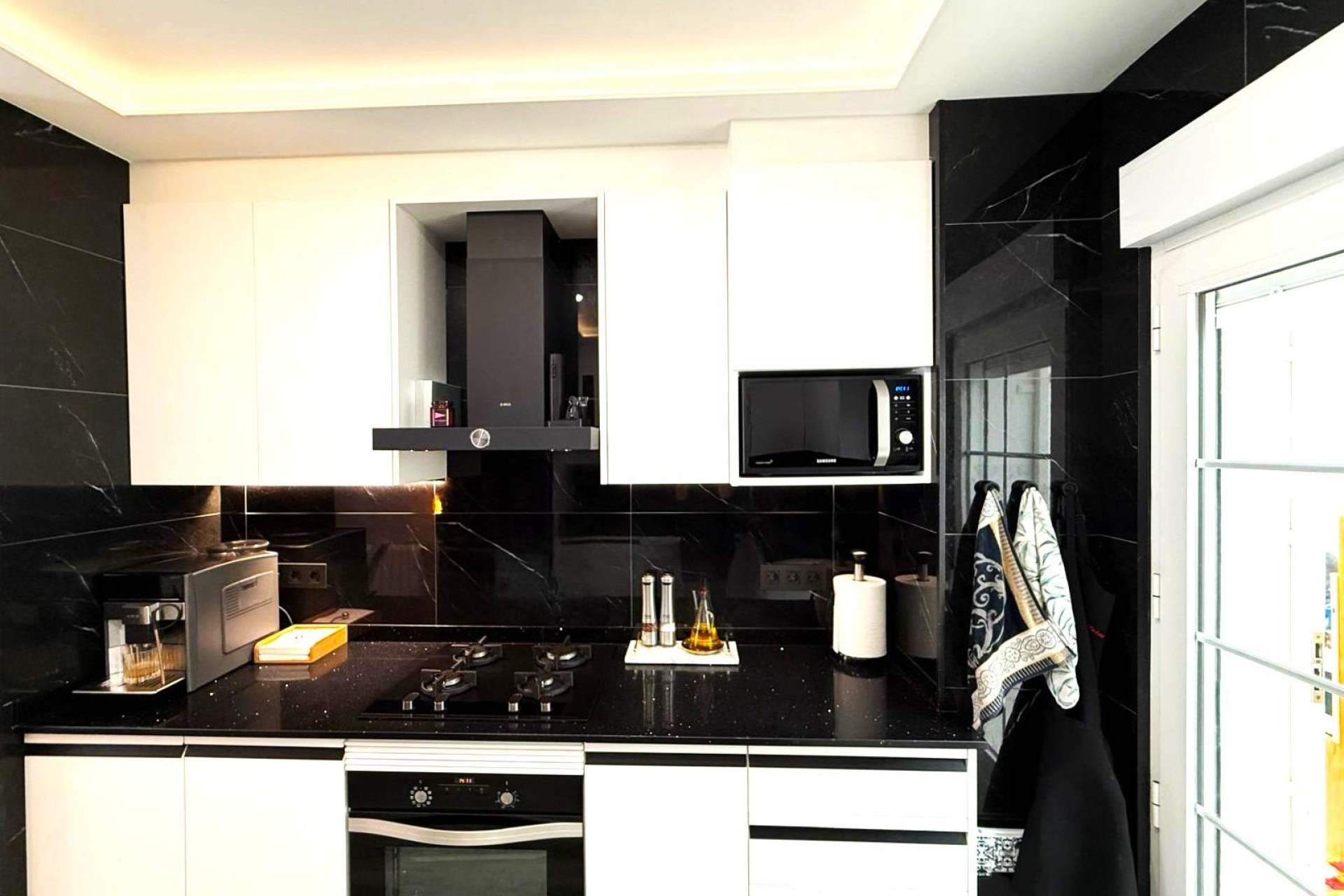 Resale - Villa - Orihuela Costa - Villamartín