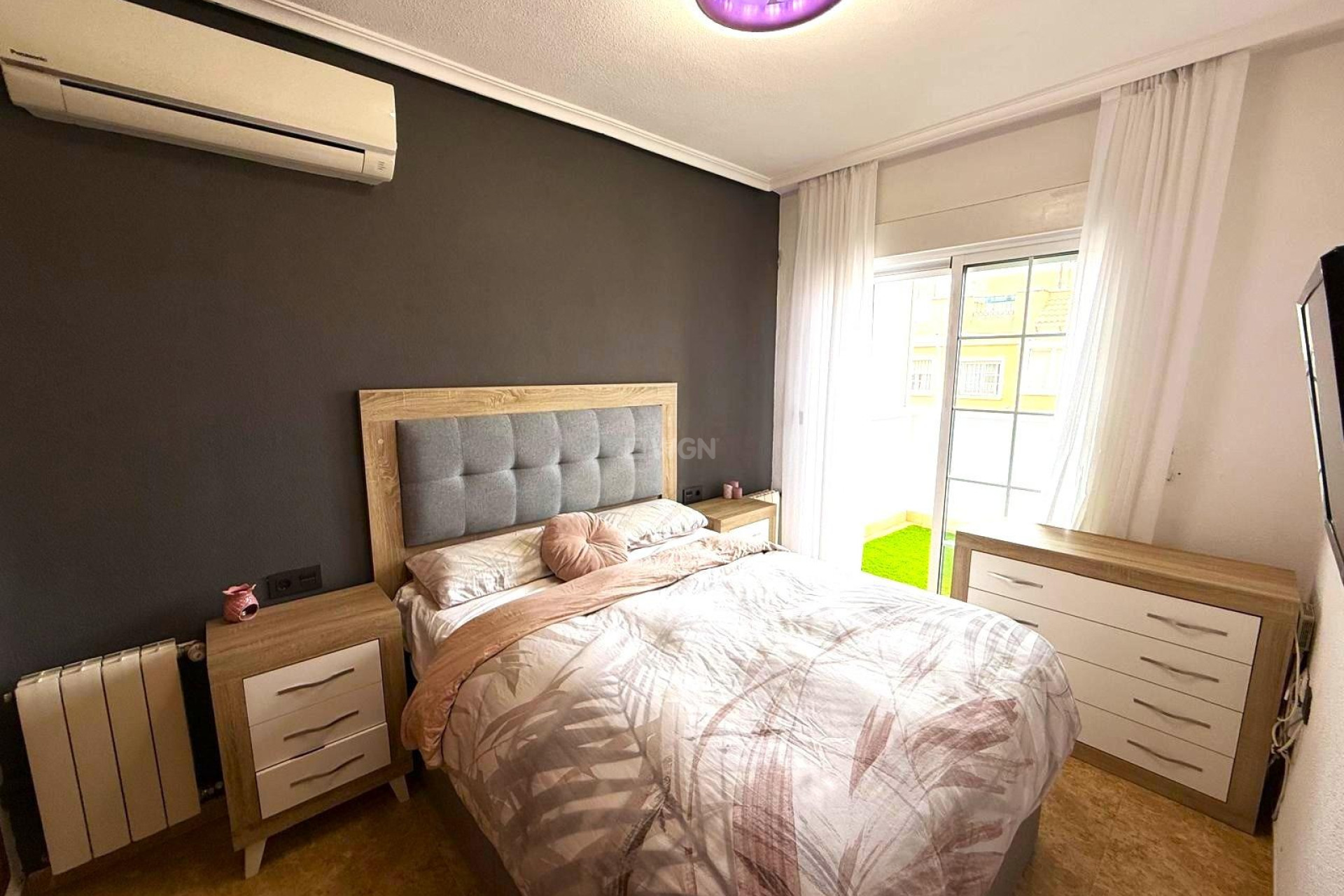 Resale - Villa - Orihuela Costa - Villamartín