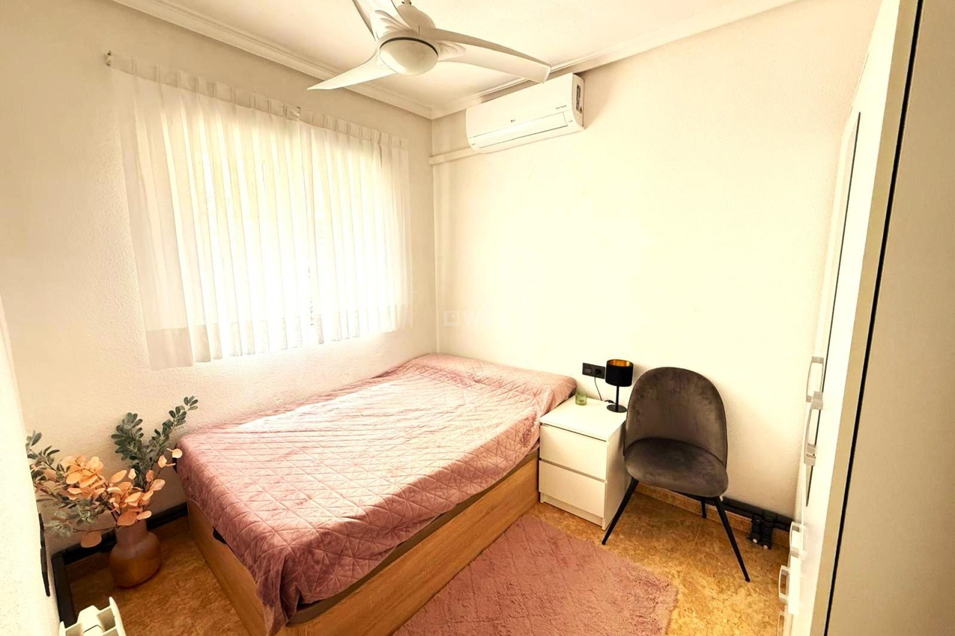 Resale - Villa - Orihuela Costa - Villamartín