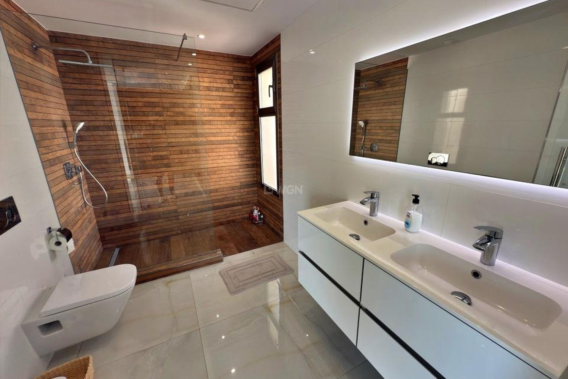 Resale - Villa - Orihuela Costa - Villamartín