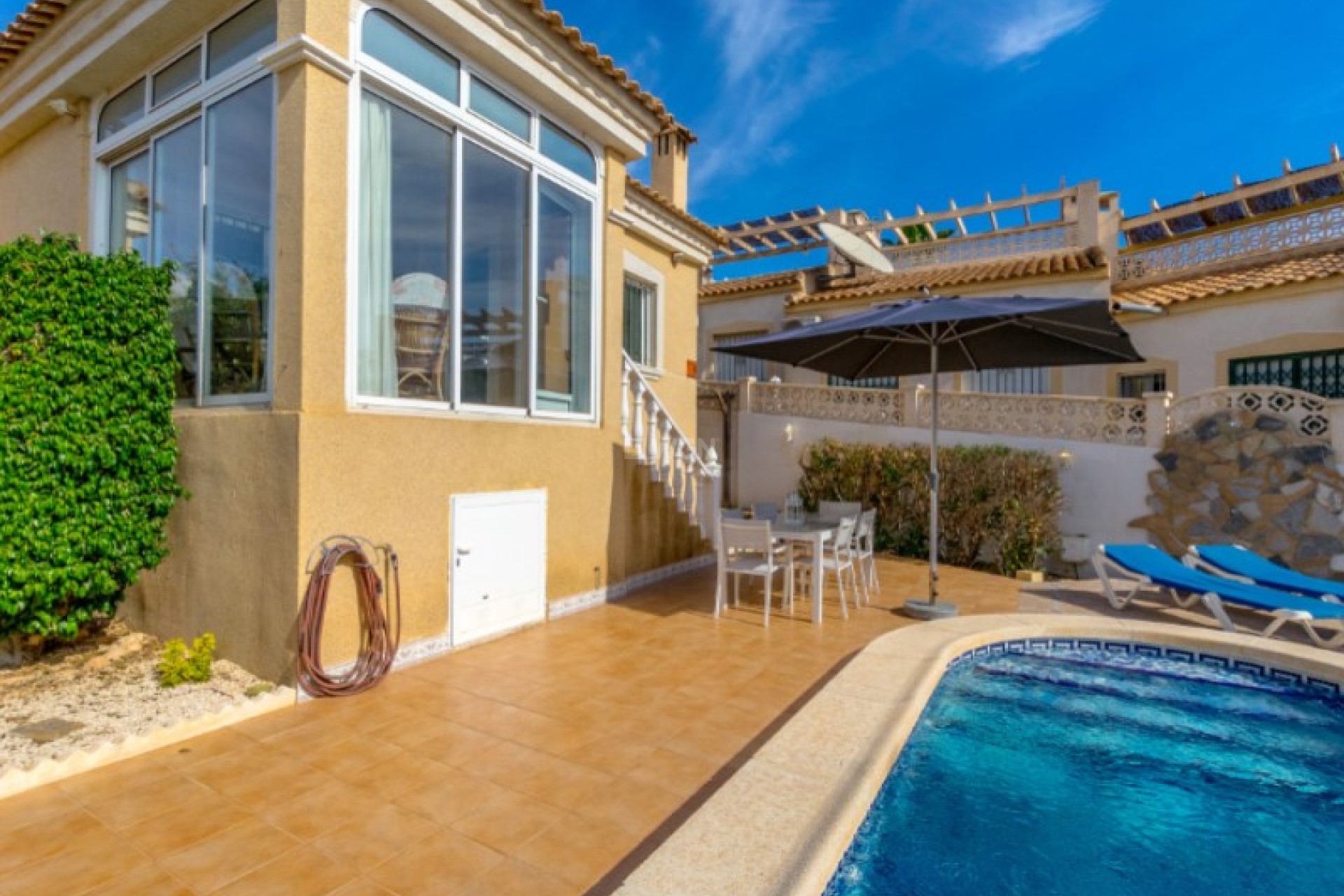 Resale - Villa - Orihuela - Inland