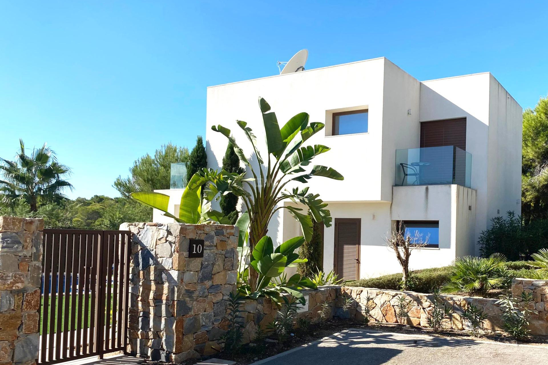 Resale - Villa - Orihuela - Las Colinas Golf