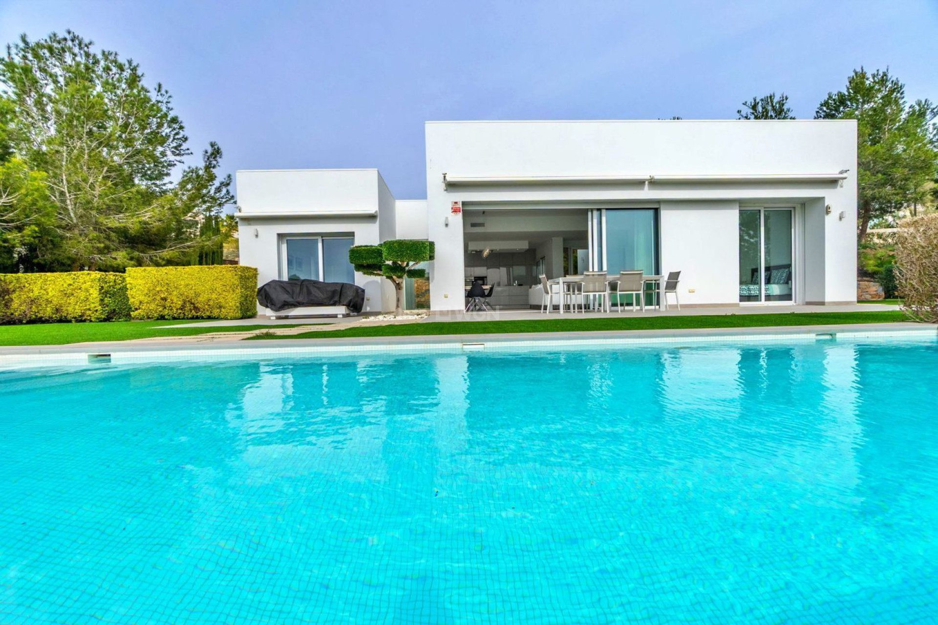 Resale - Villa - Orihuela - Las Colinas Golf