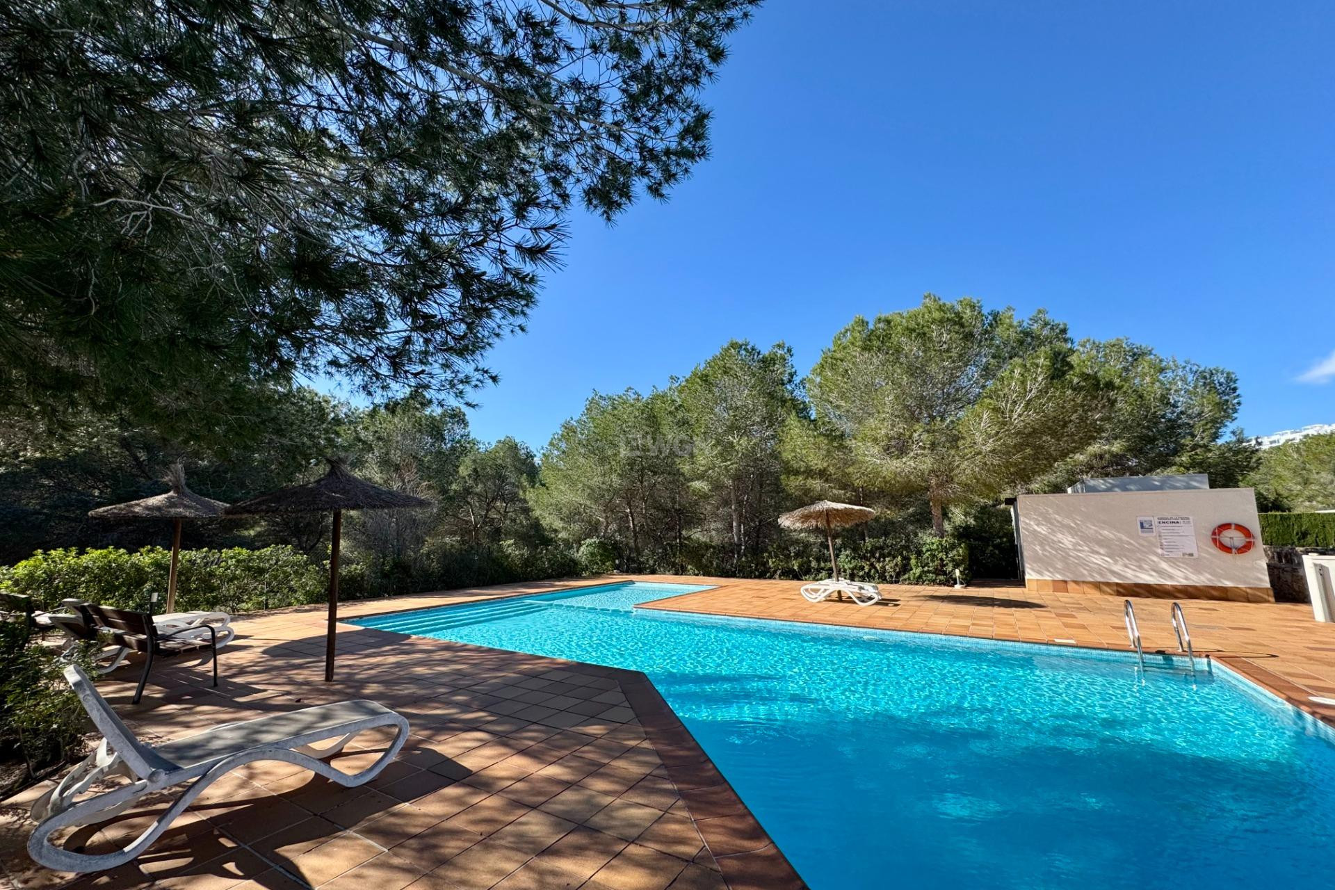 Resale - Villa - Orihuela - Las Colinas Golf