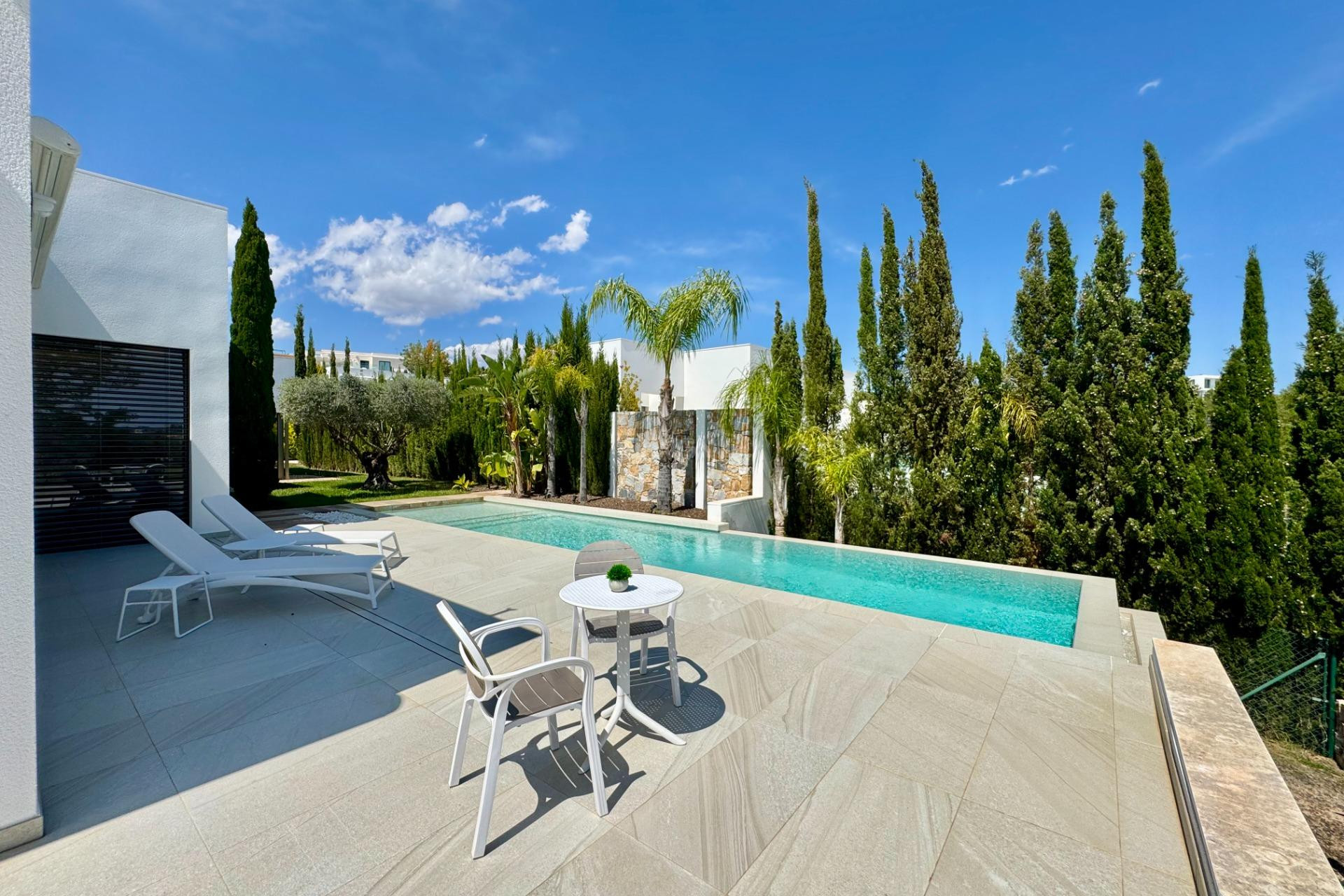 Resale - Villa - Orihuela - Las Colinas Golf