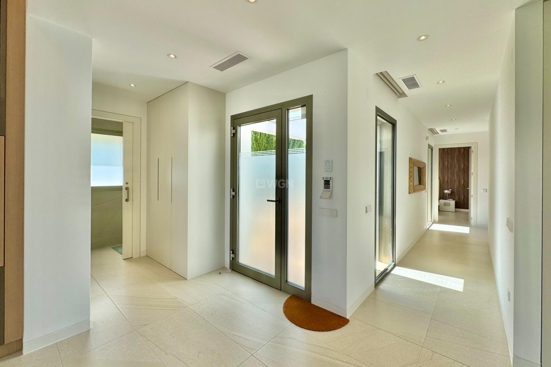 Resale - Villa - Orihuela - Las Colinas Golf