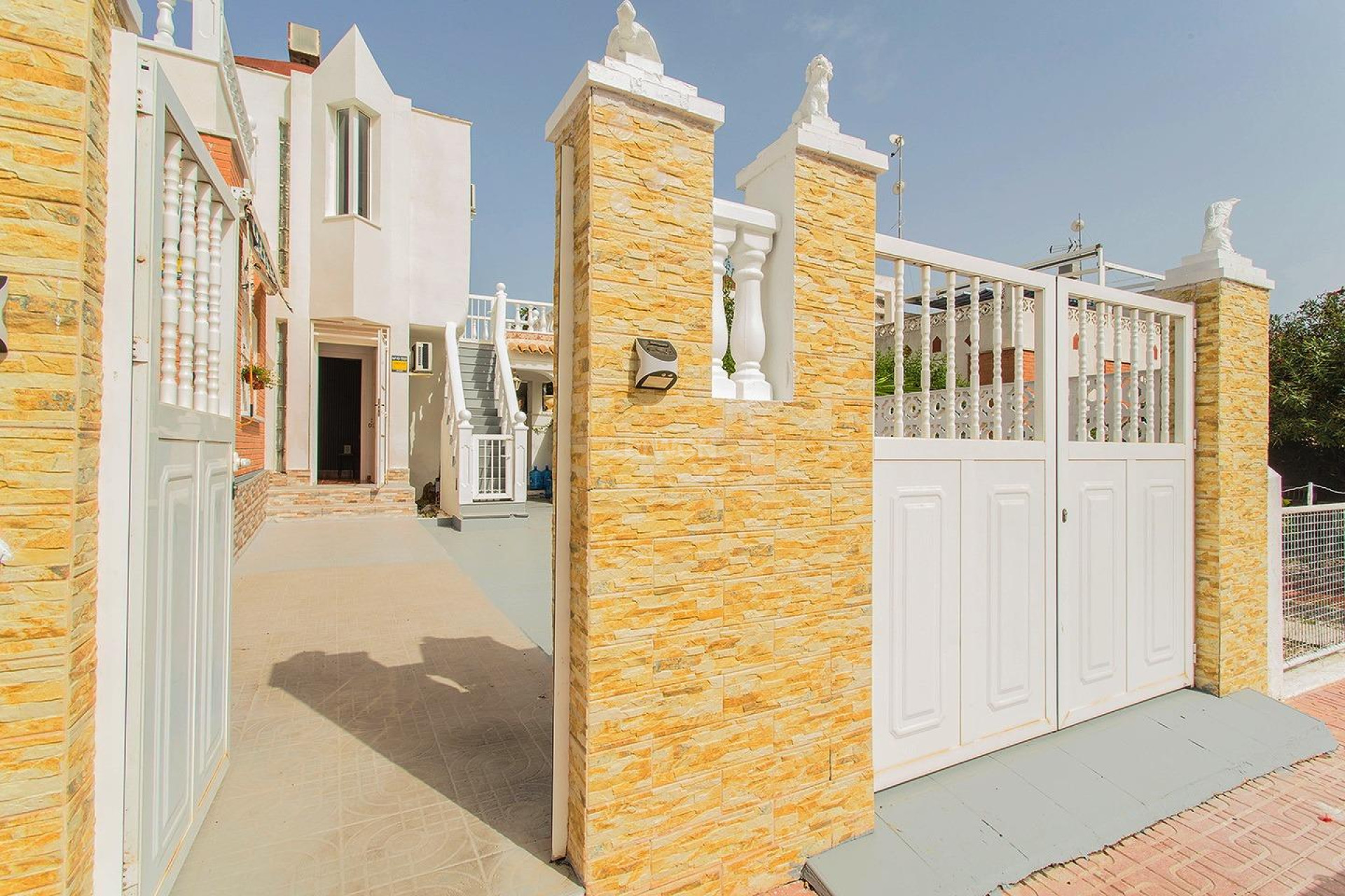 Resale - Villa - Orihuela - Urbanización Perla Del Mar