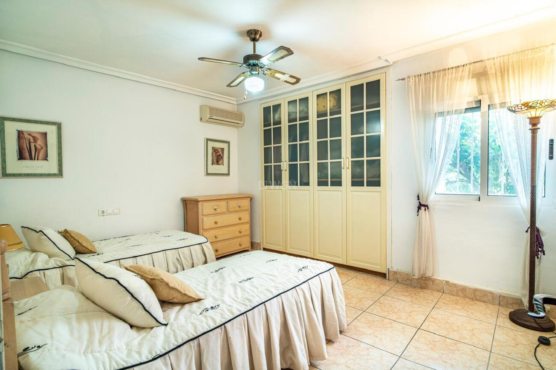 Resale - Villa - Orihuela