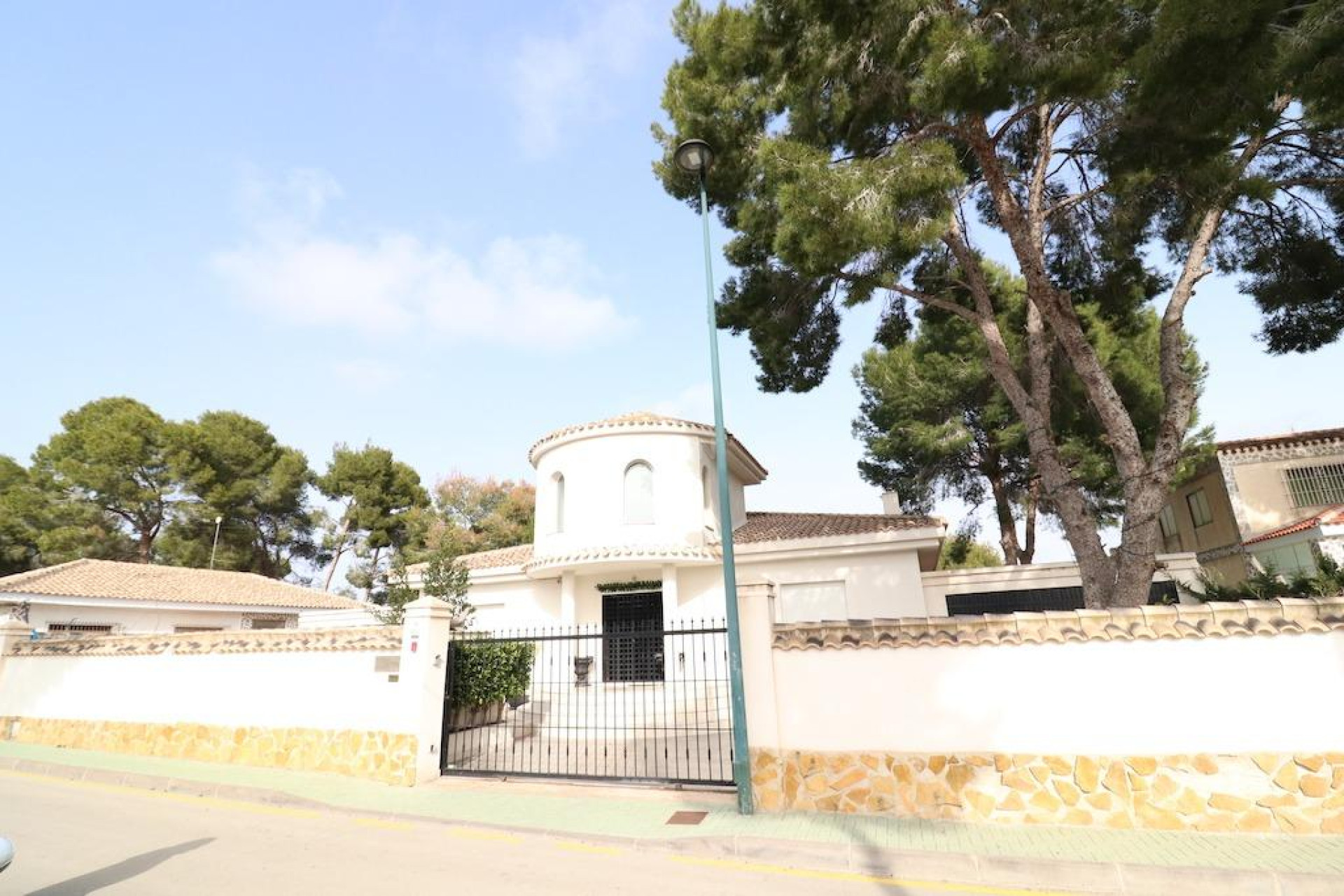 Resale - Villa - Pilar de la Horadada - Costa Blanca